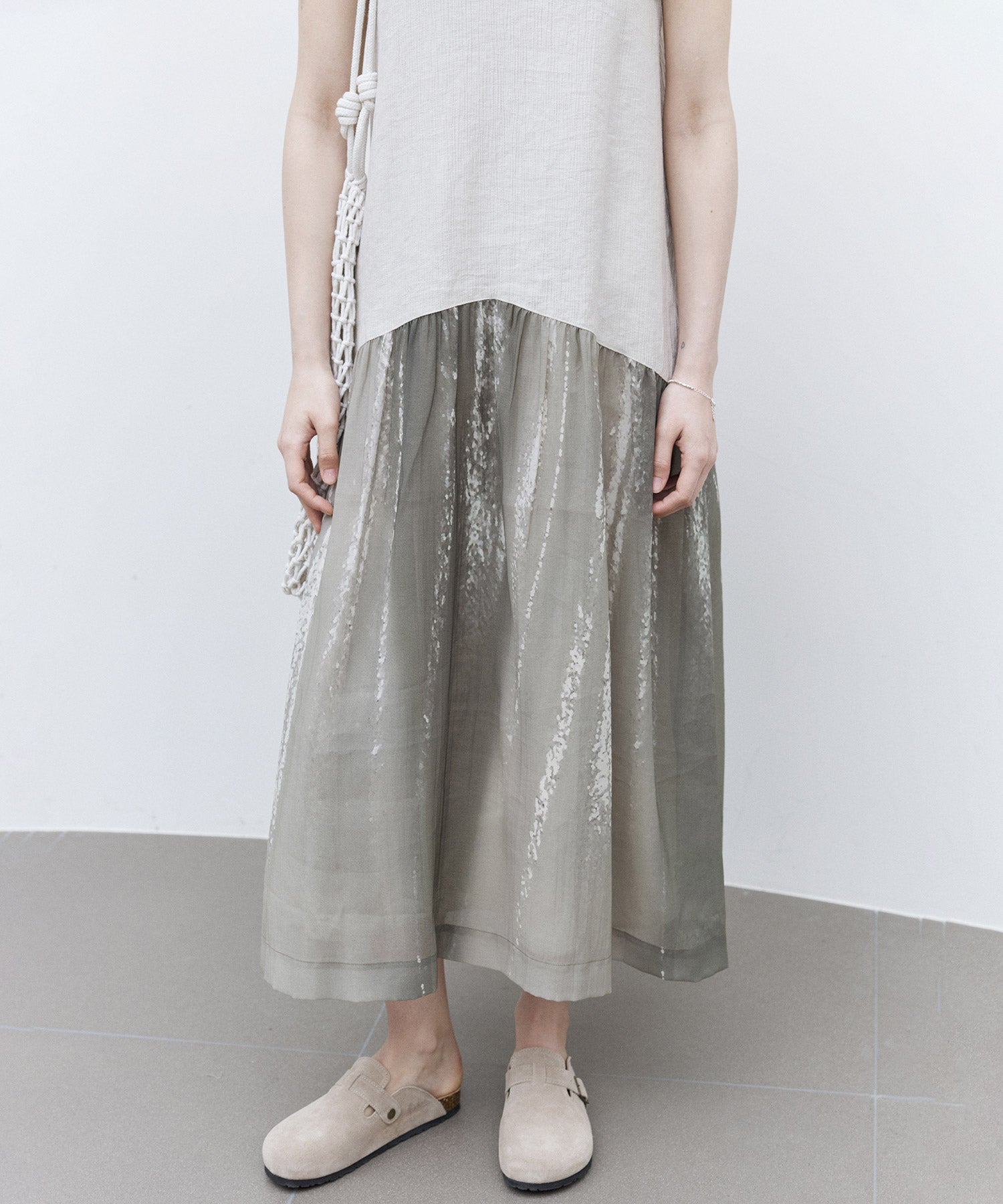 Artistic Light & Shadow Print Sleeveless Dress