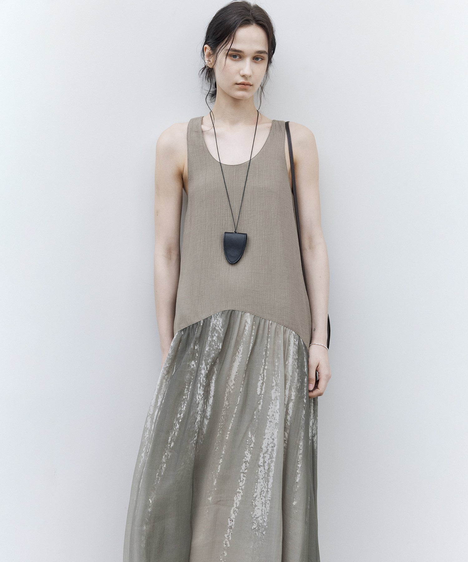 Artistic Light & Shadow Print Sleeveless Dress