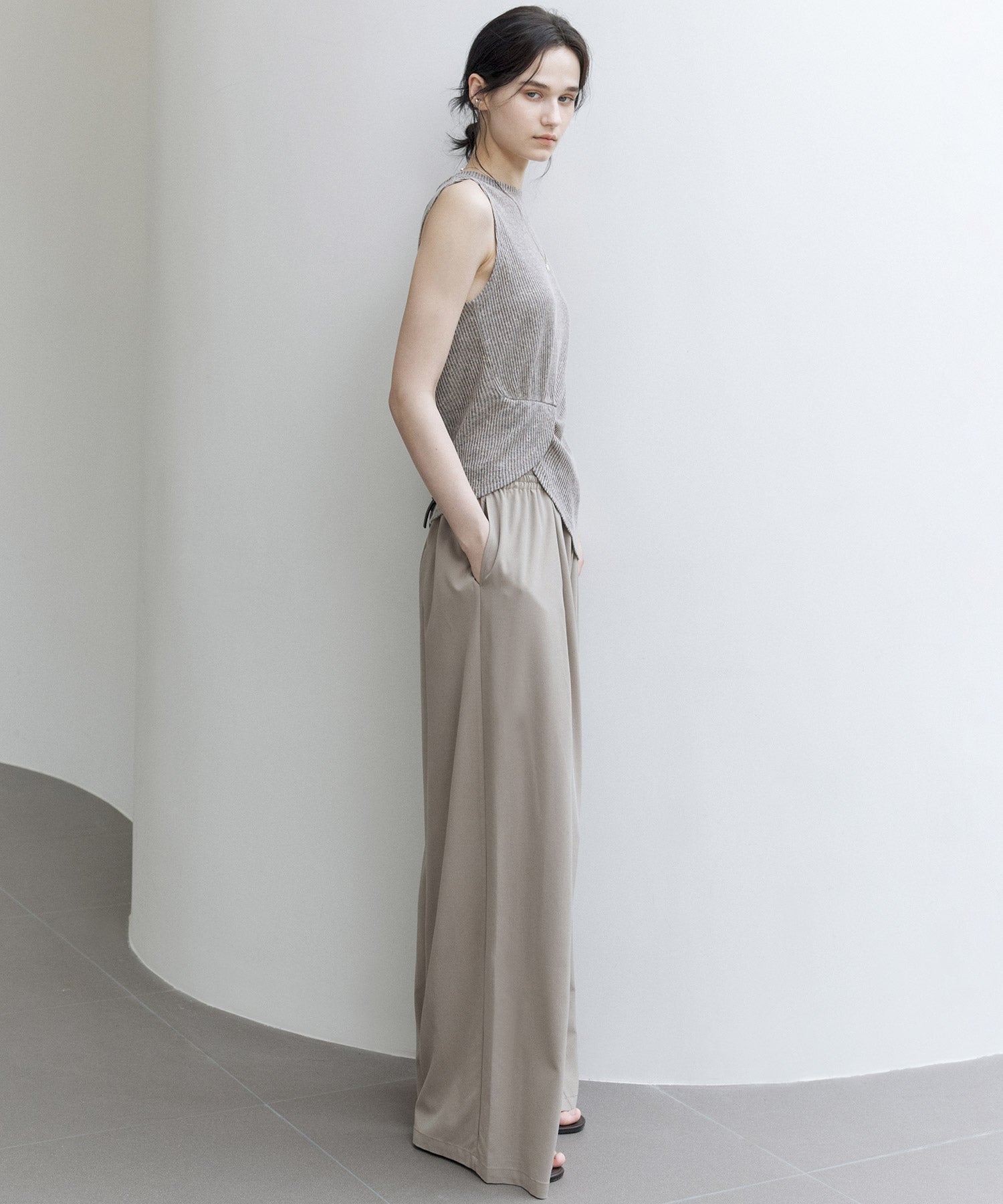 Basic Flowy Wide-Leg Pants