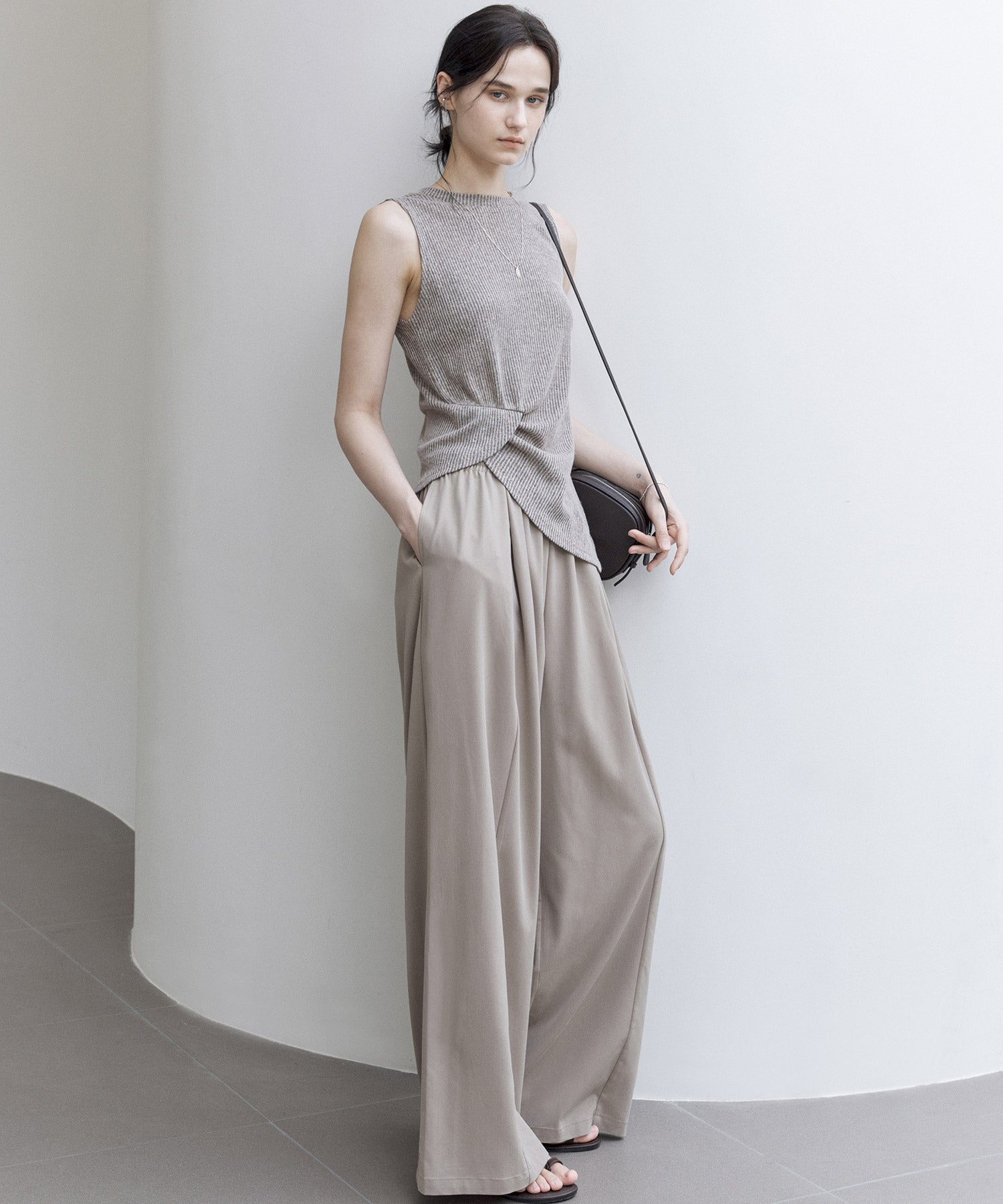 Basic Flowy Wide-Leg Pants
