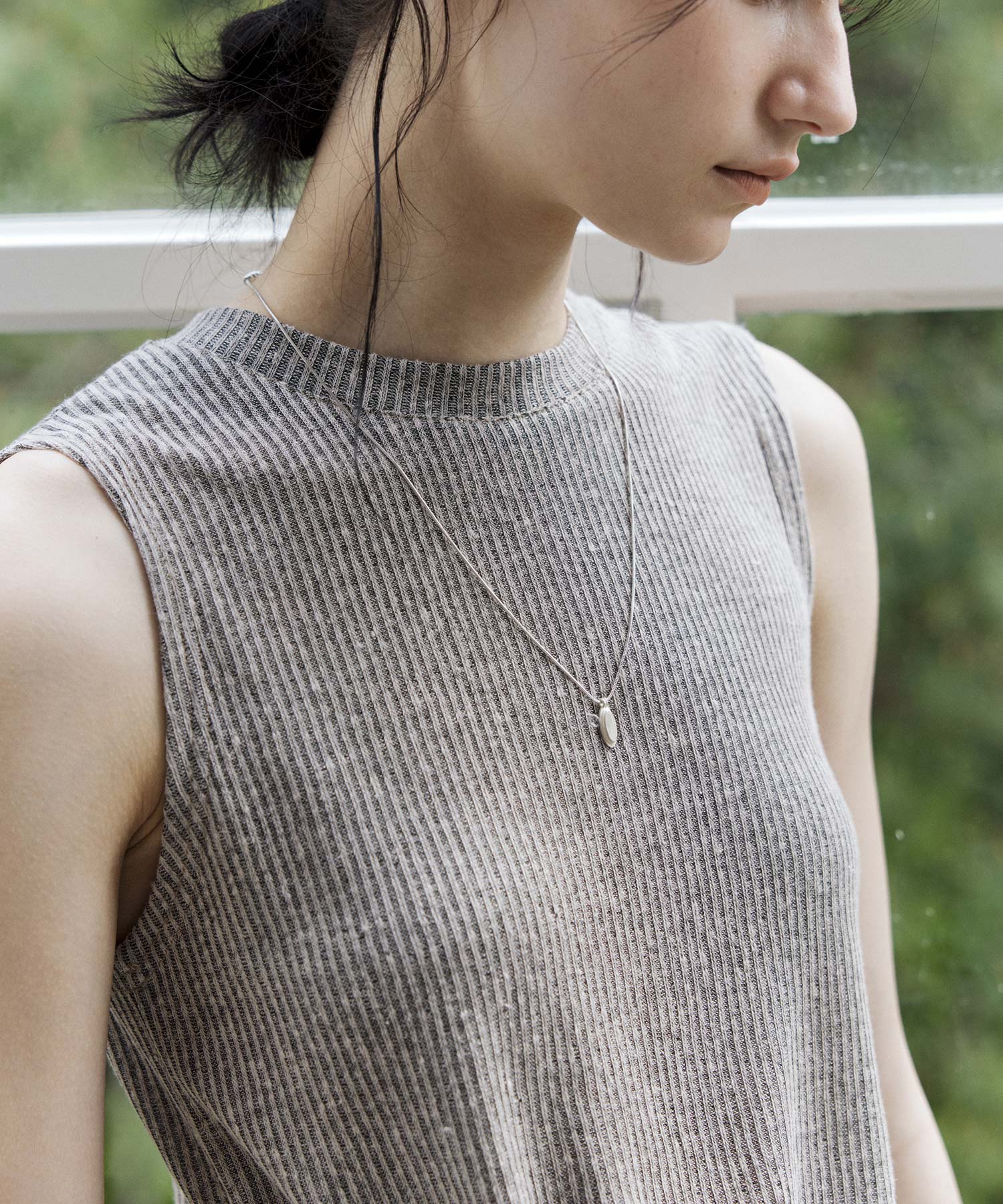 Linen Blend Sleeveless Knit Top with Deconstructed Tuck Design