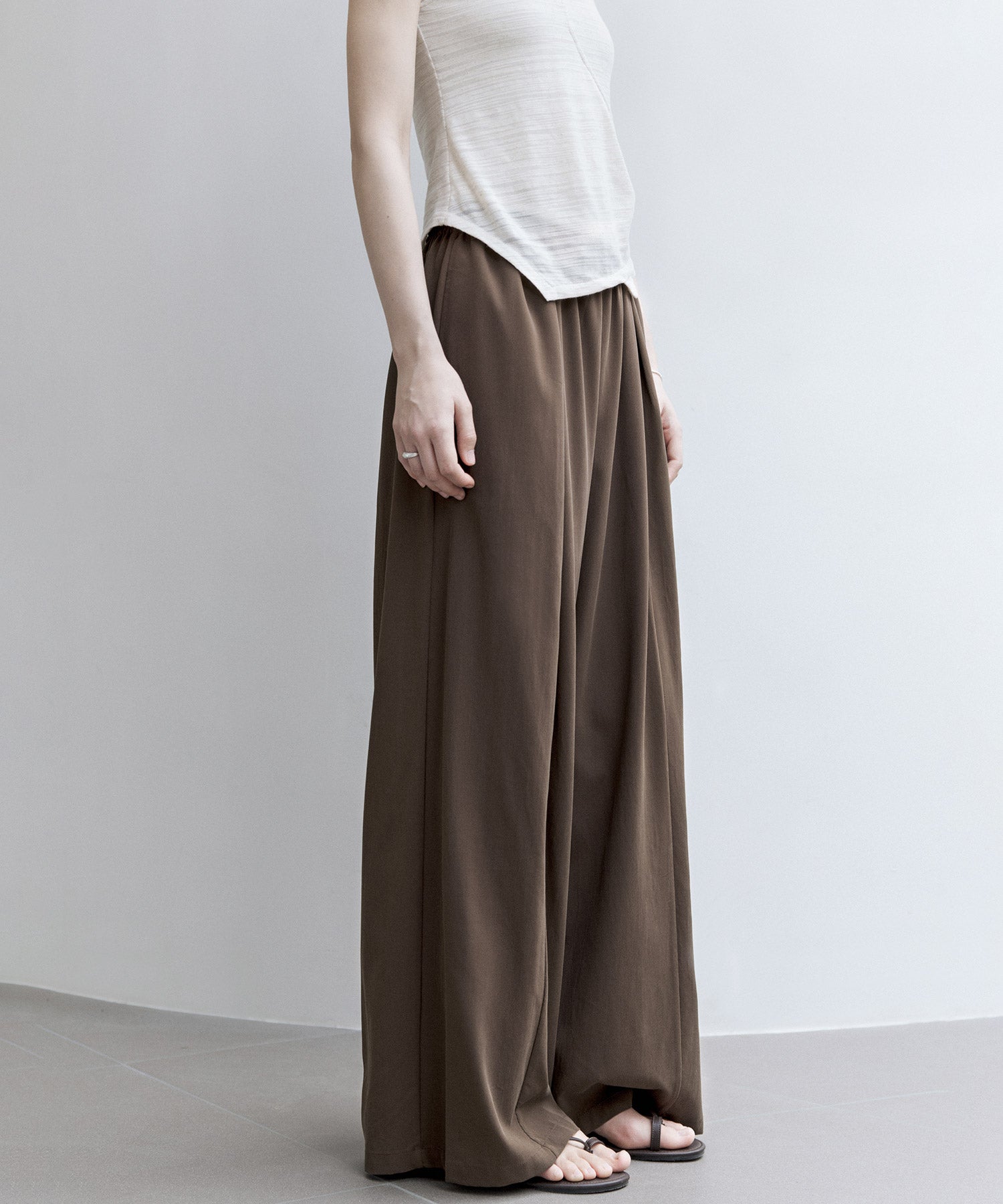 Basic Flowy Wide-Leg Pants