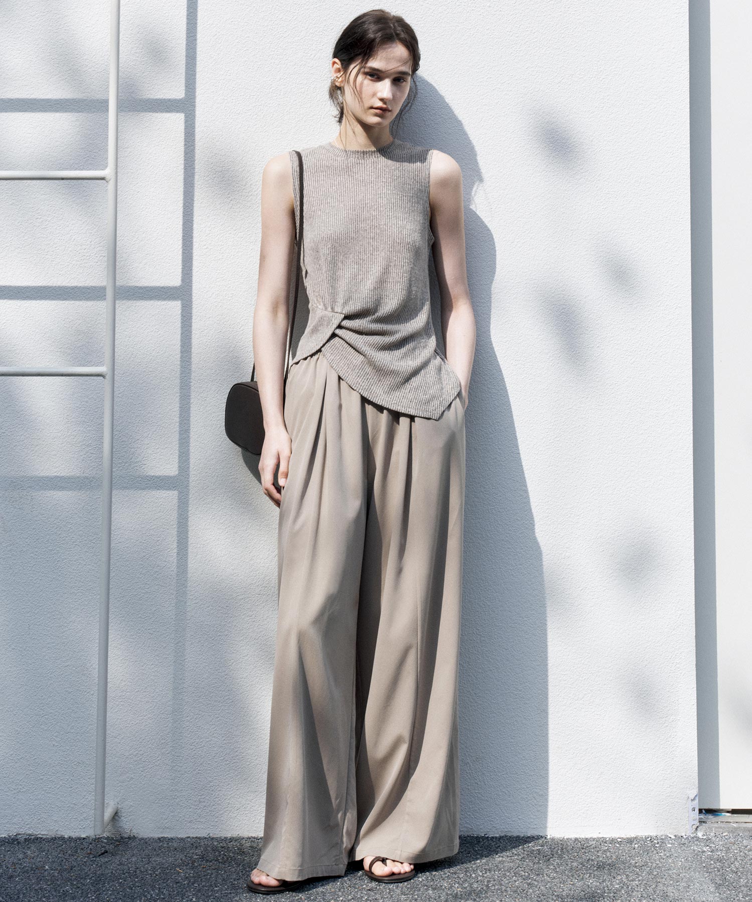 Basic Flowy Wide-Leg Pants