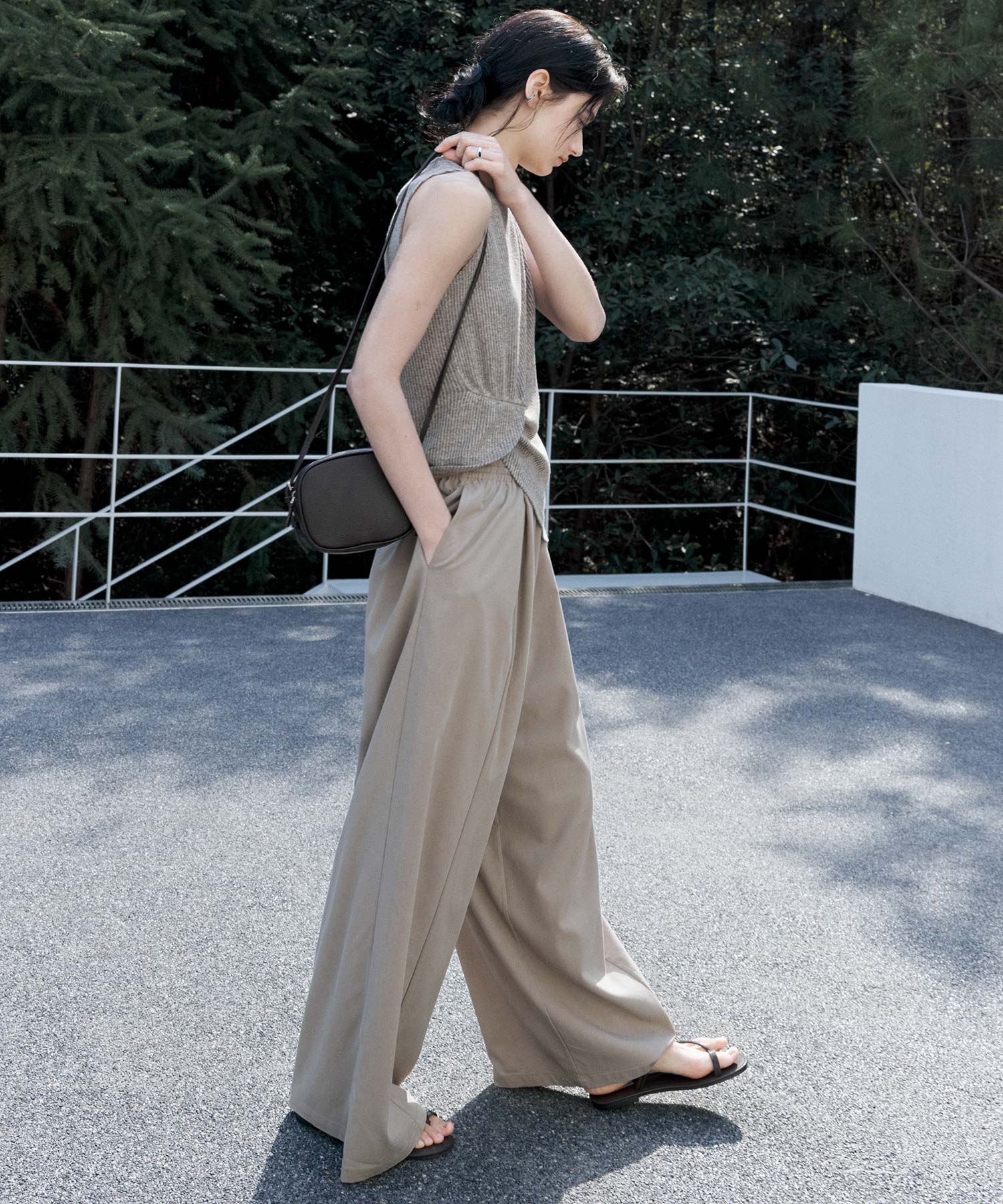 Linen Blend Sleeveless Knit Top with Deconstructed Tuck Design