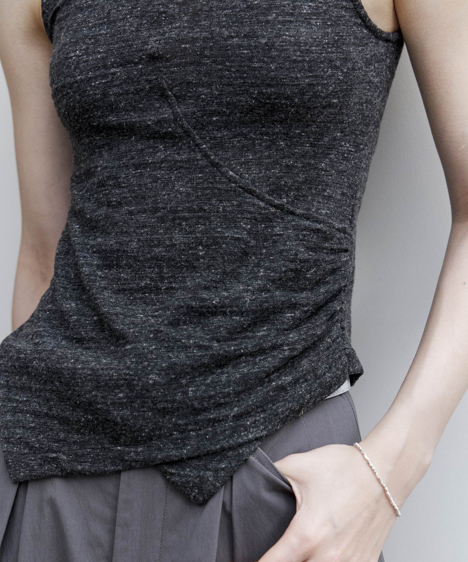 Asymmetric Hem Ruched Tank Top – Slim Fit & Deconstructed Design
