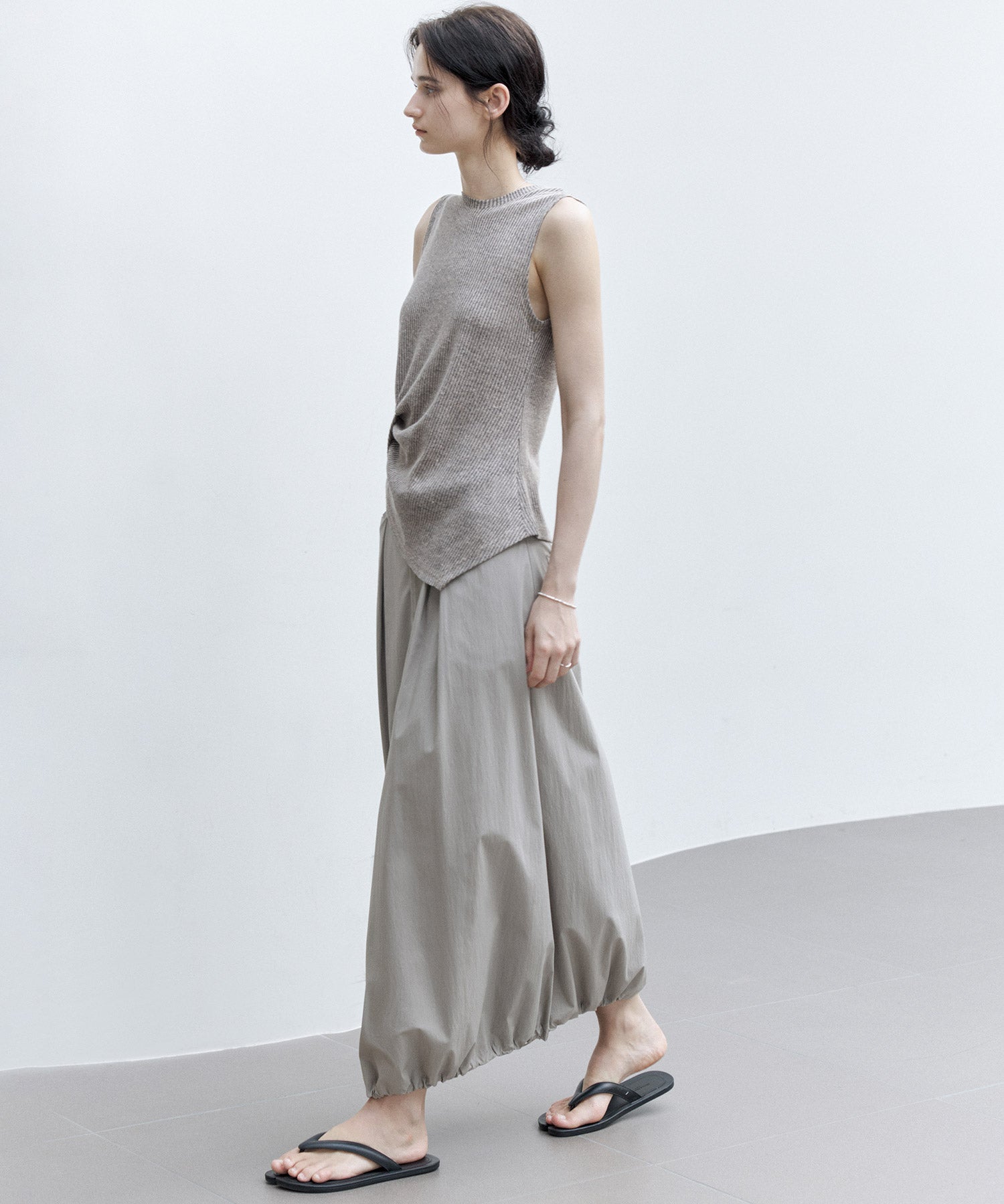 Linen Blend Sleeveless Knit Top with Deconstructed Tuck Design