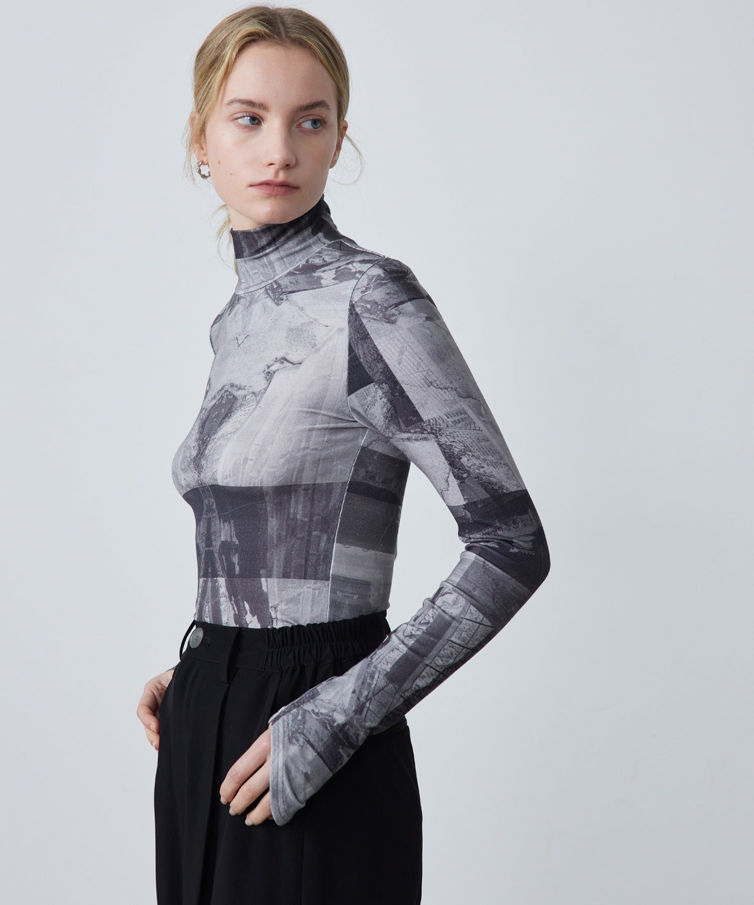 Smooth Touch High Neck Pullover