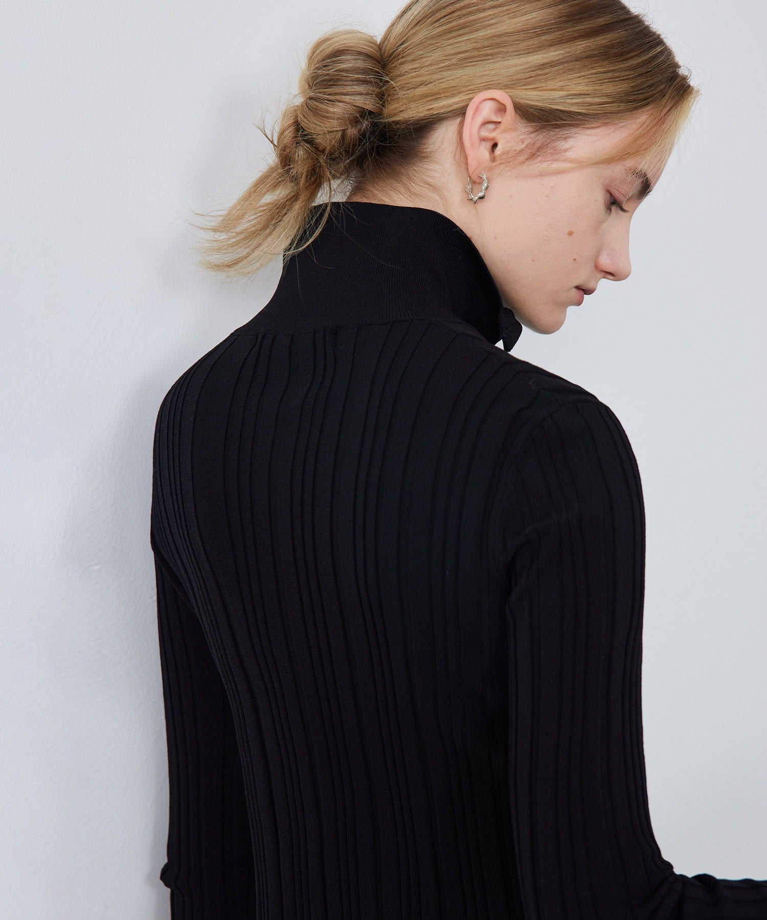 Half-Zip Ribbed Knit Pullover