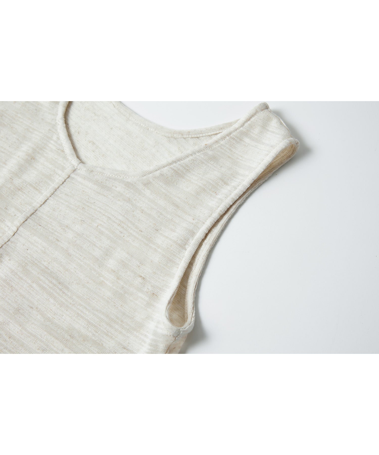 Asymmetric Hem Ruched Tank Top – Slim Fit & Deconstructed Design