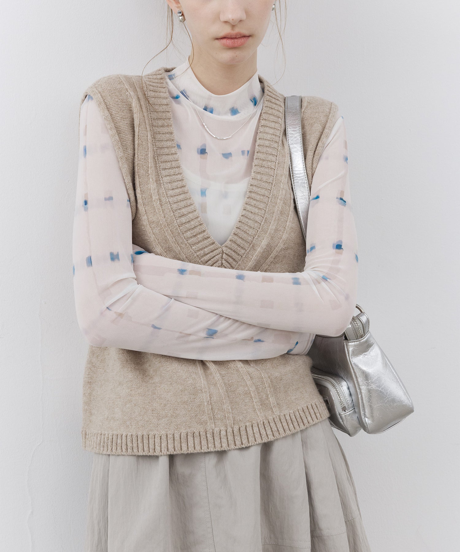 Deep V-Neck Wool Plain Knit Vest