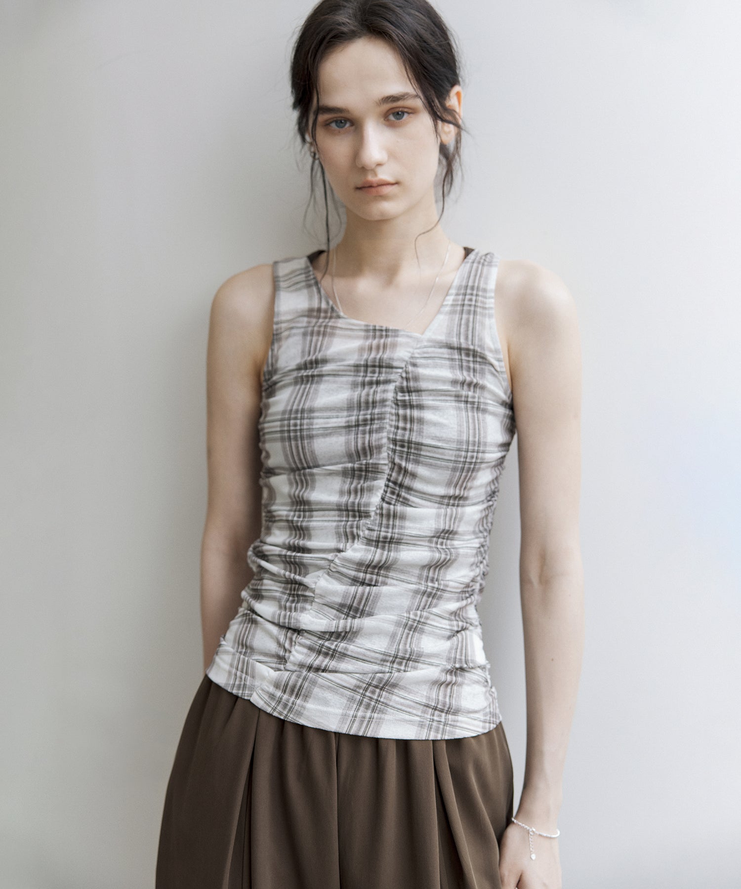 Ruched Checkered Sleeveless Top – Slim Fit Summer Blouse