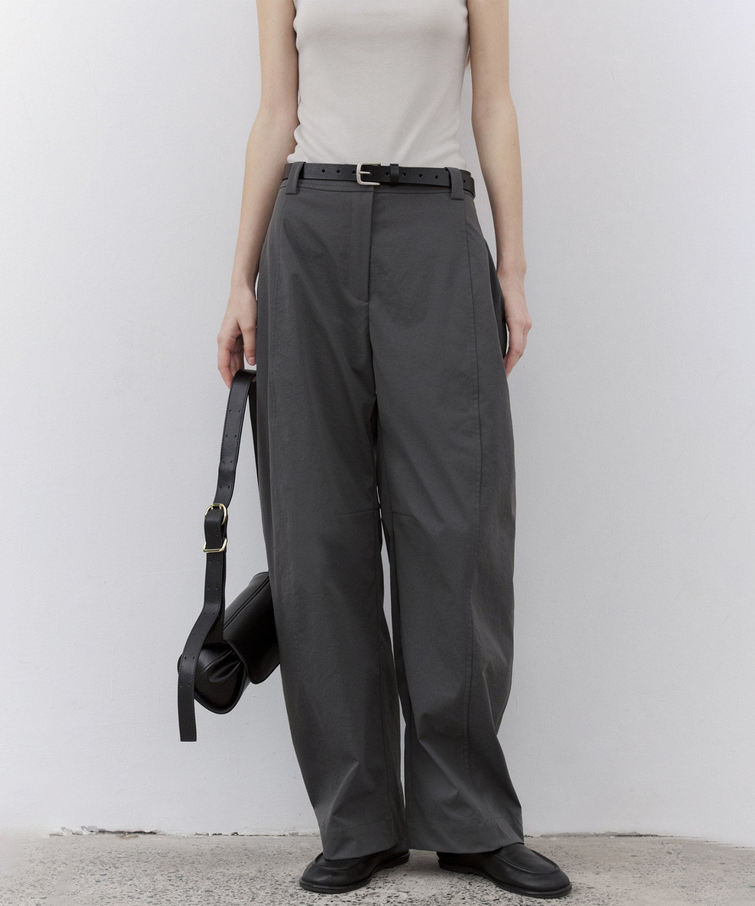 Essential Slight-Curve Casual Pants