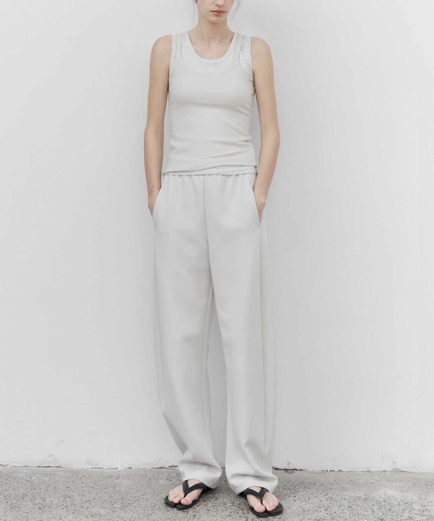 Basic Arch Silhouette Sweatpants