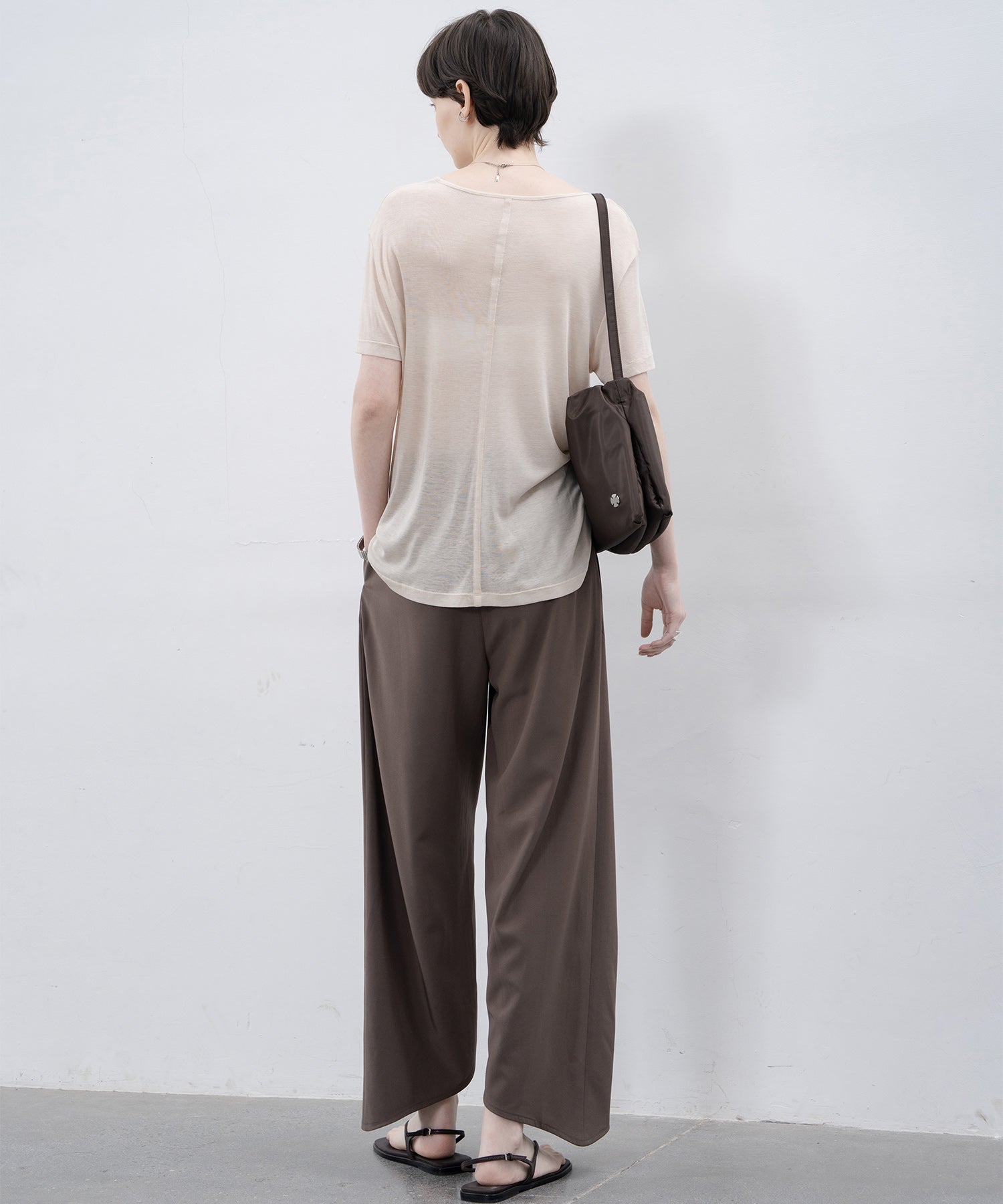 Round Hem Straight Ankle Pants