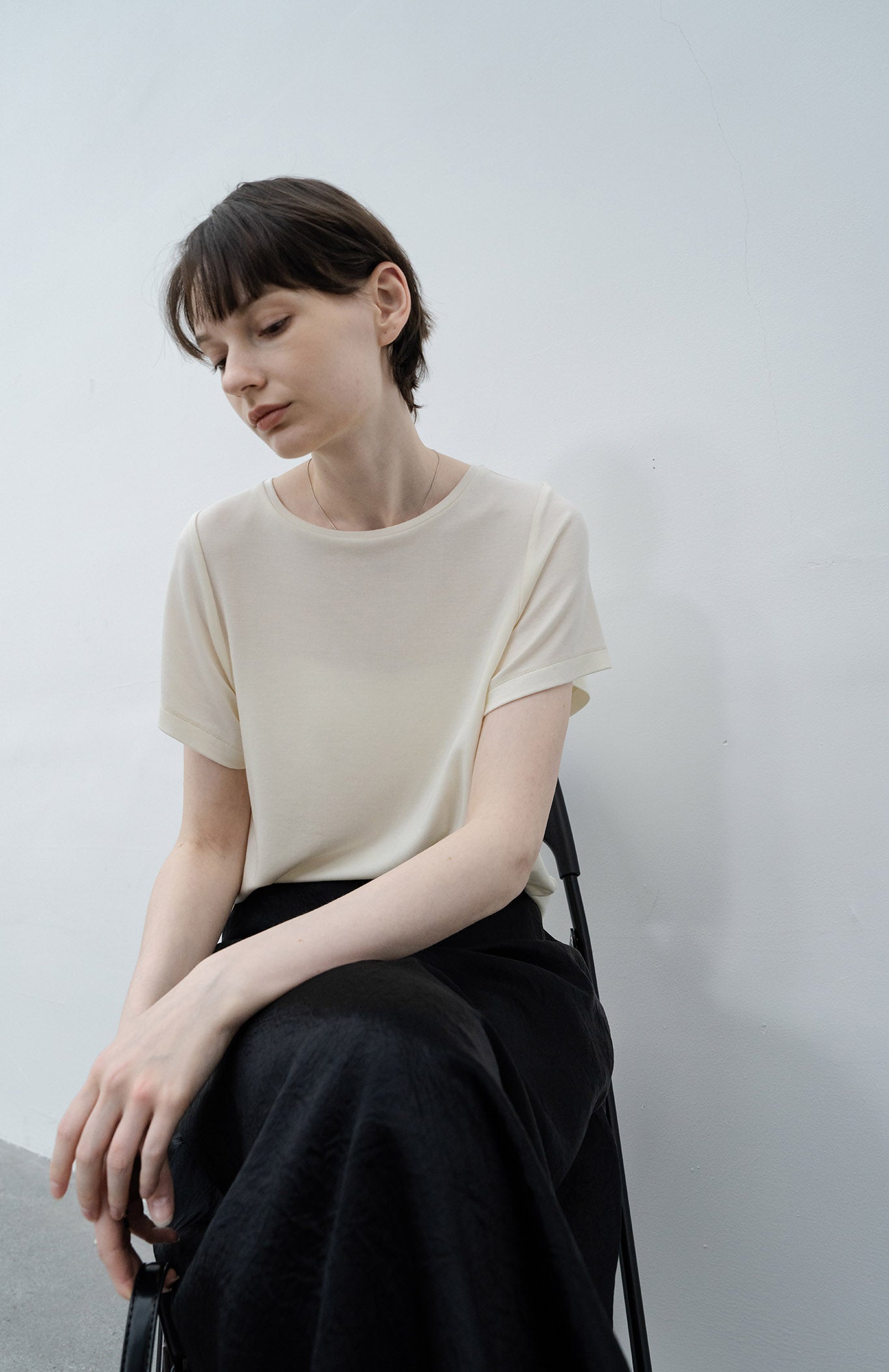 Basic narrow cut and sew / T-shirt