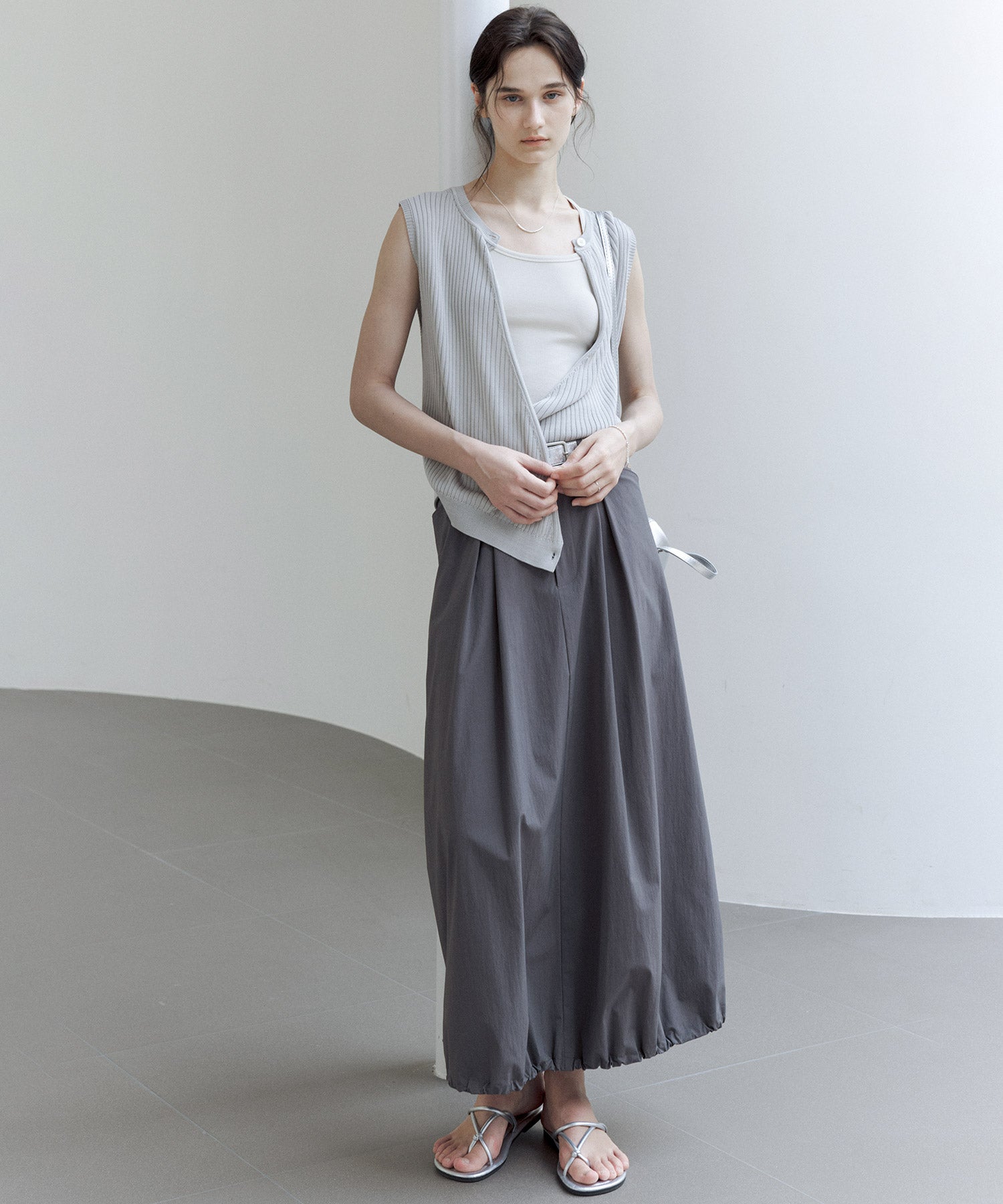Mid-Rise A-Line Balloon Skirt with Pleated Utility Design