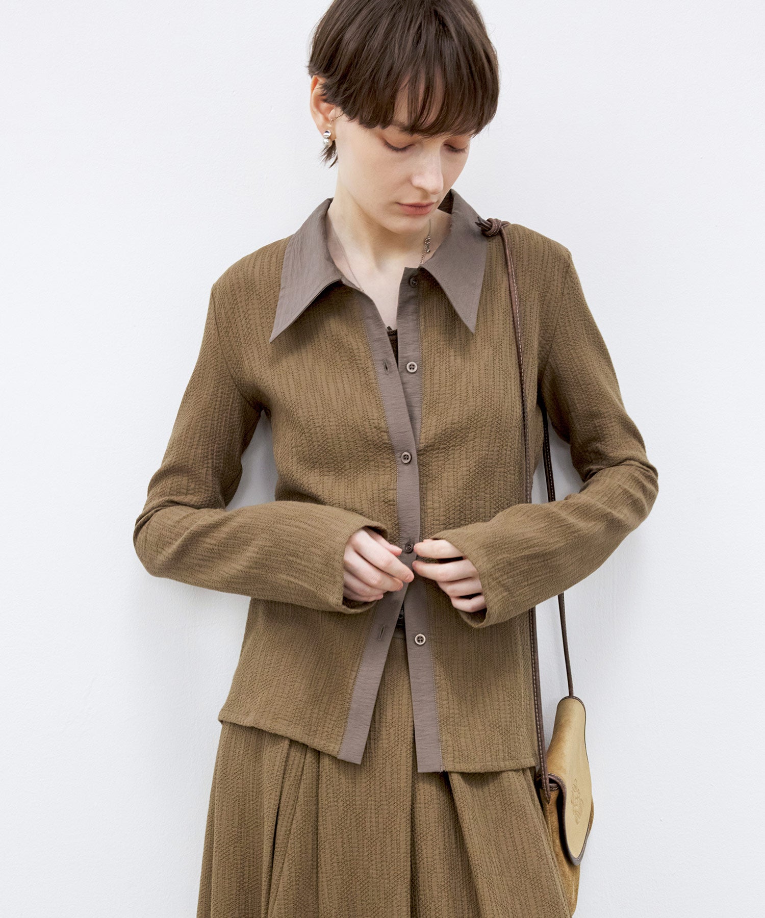Crepe-Like Two-Tone Shirt