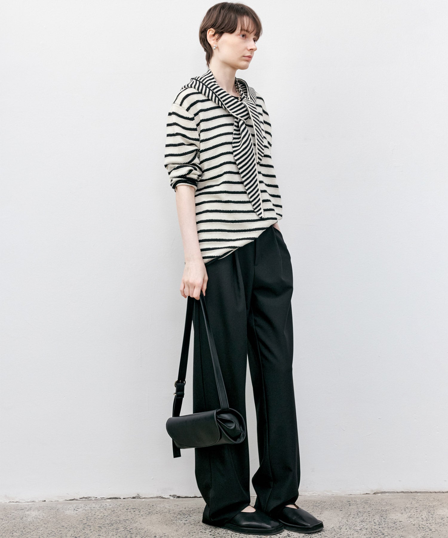Wide-Leg One-Tuck Pants