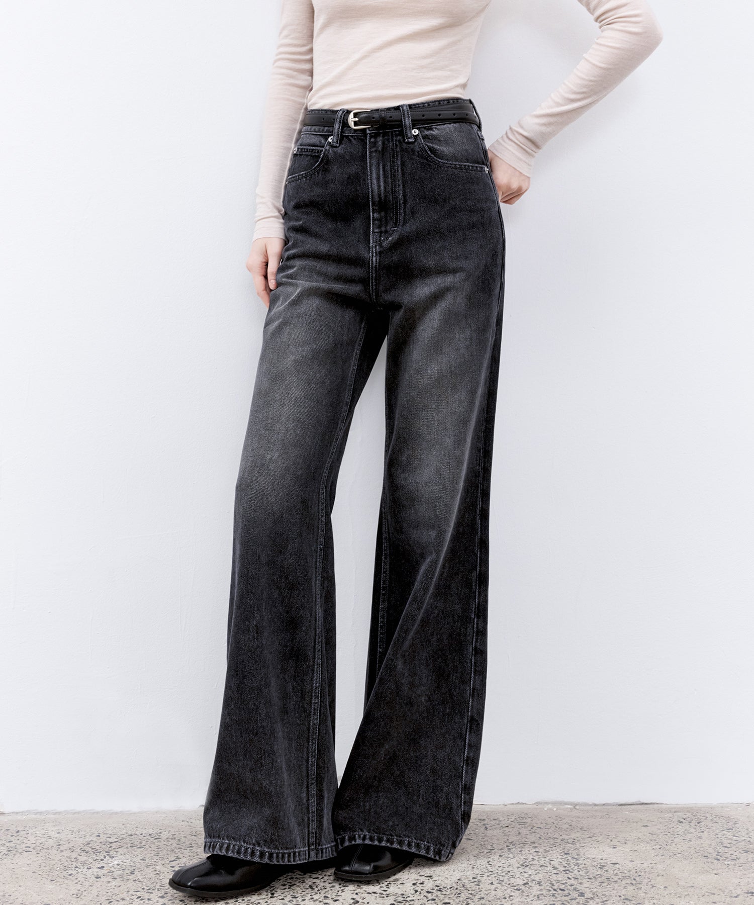 「PRE ORDER」High-Waist Wide-Leg Flare Jeans