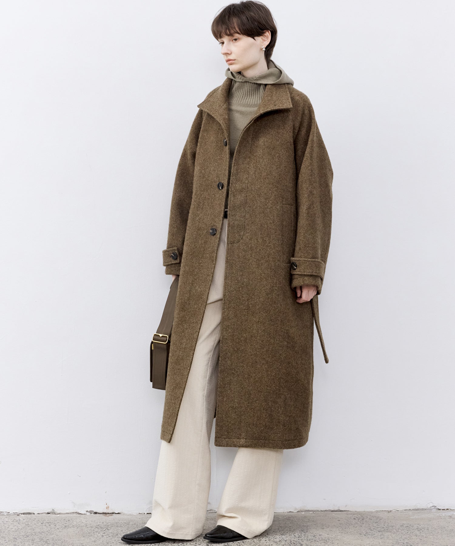 「PRE ORDER」Relaxed Fit Wool Raglan Coat