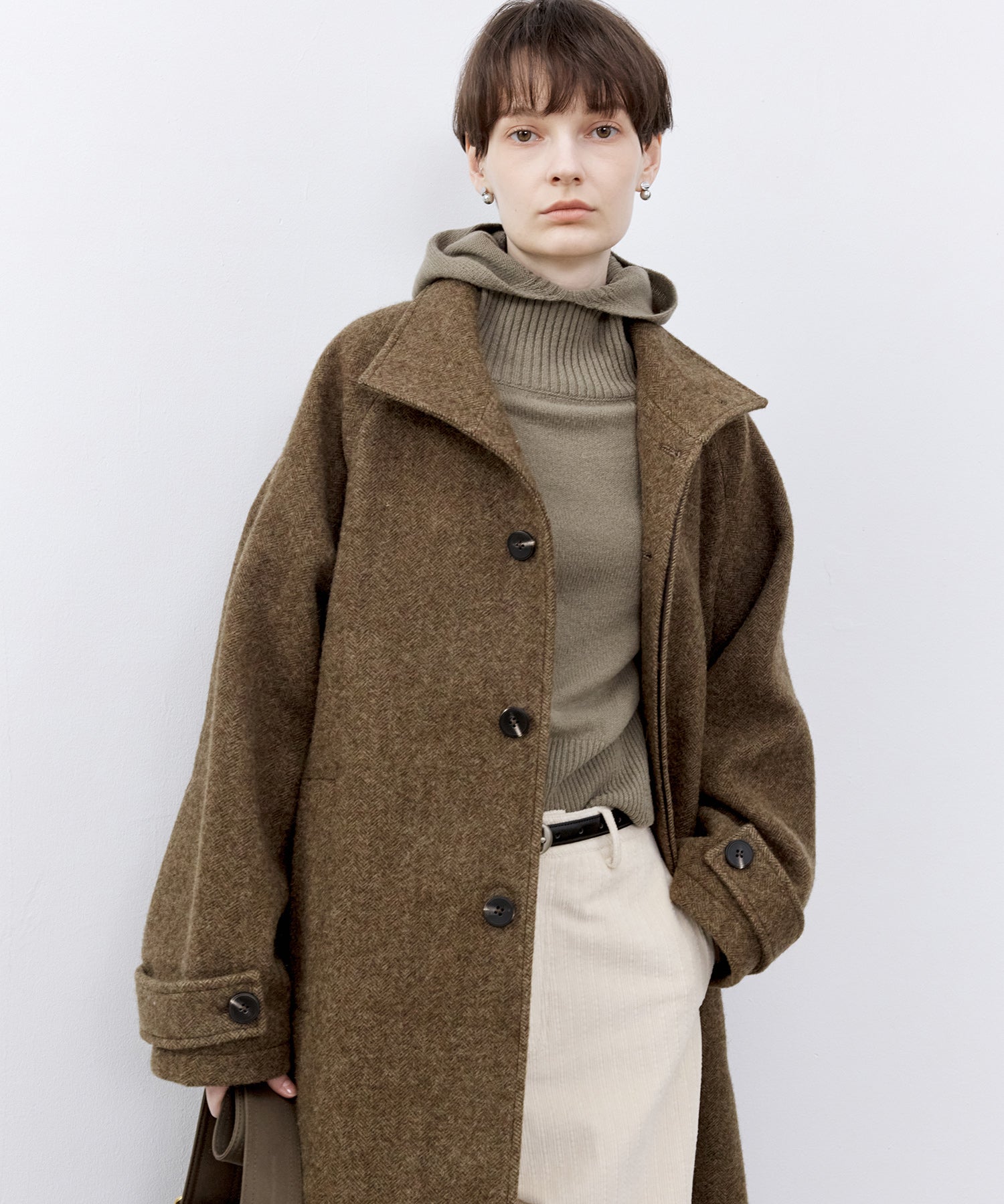 「PRE ORDER」Relaxed Fit Wool Raglan Coat