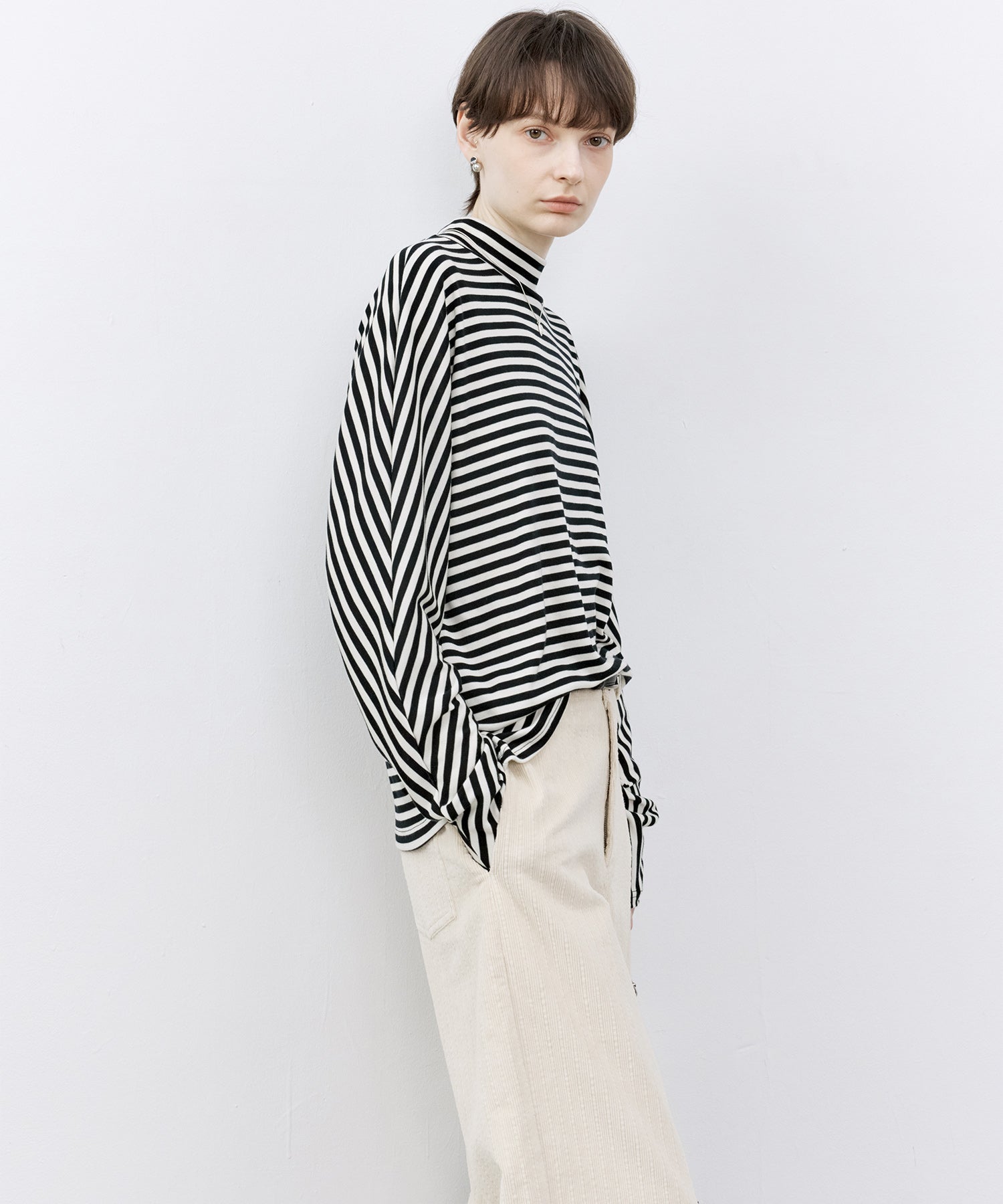 「PRE ORDER」Mock Neck Striped T-Shirt