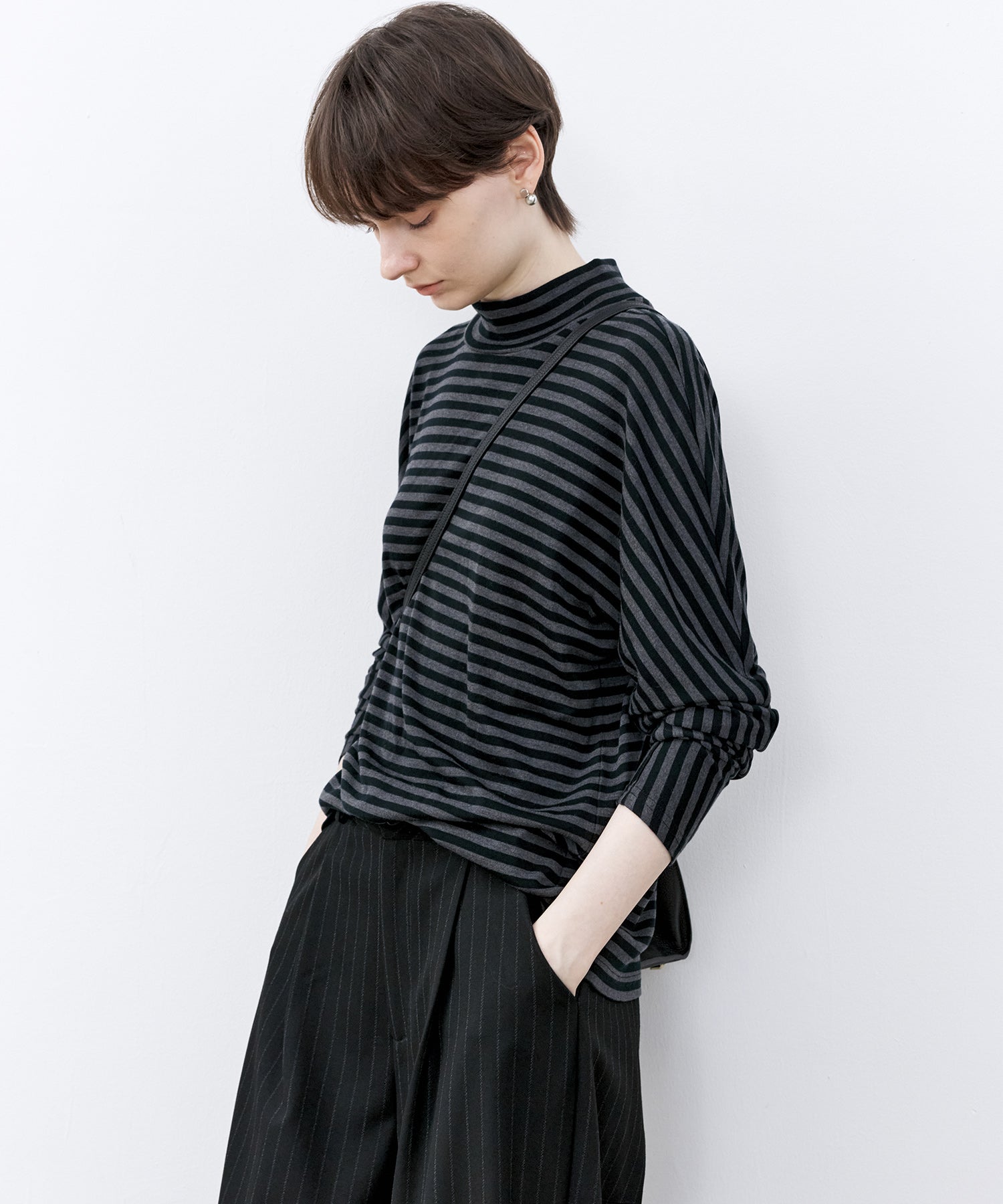 「PRE ORDER」Mock Neck Striped T-Shirt