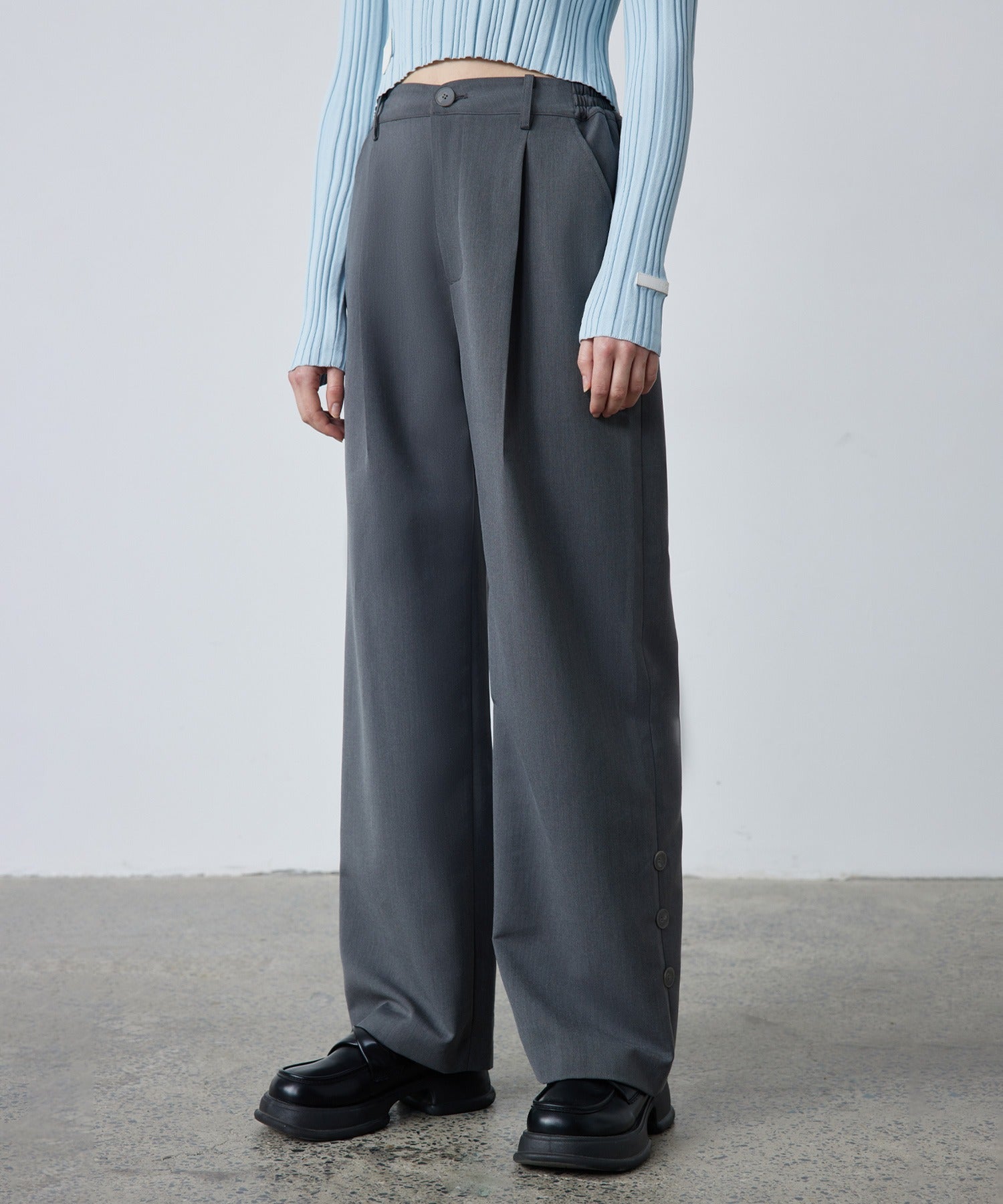 Accent Button Straight Basic Pants