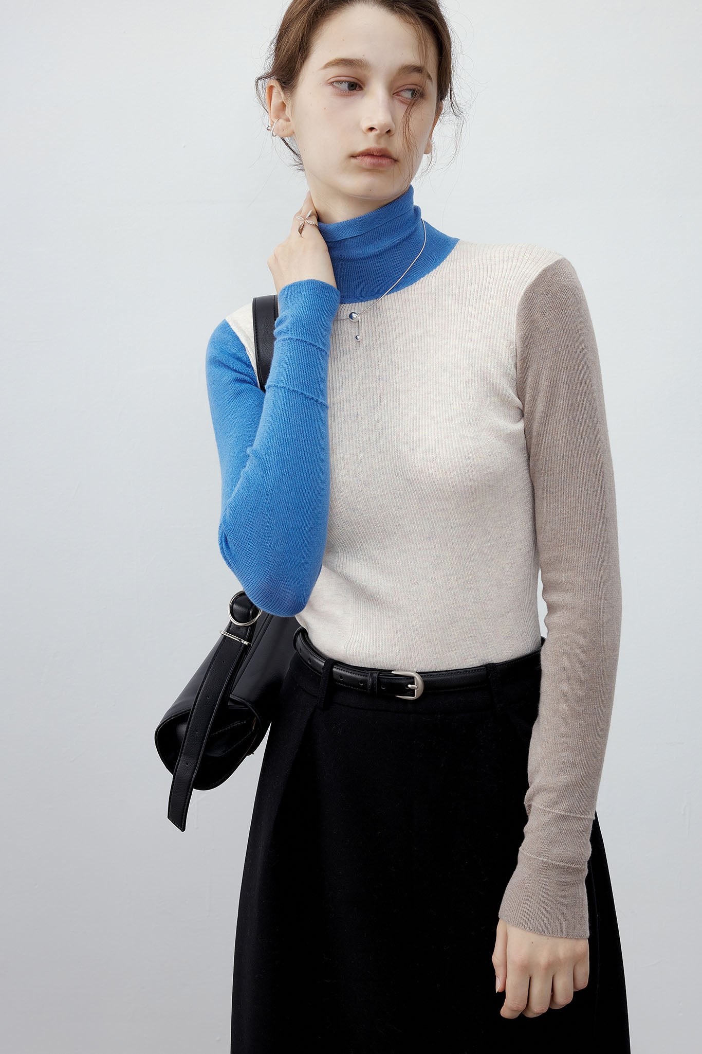 [tageechita] Bicolor high neck wool knit tops