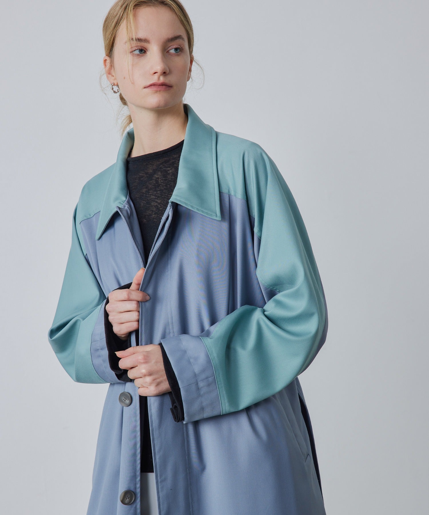 Oversized Bi-Color Raglan Sleeve Trench Coat