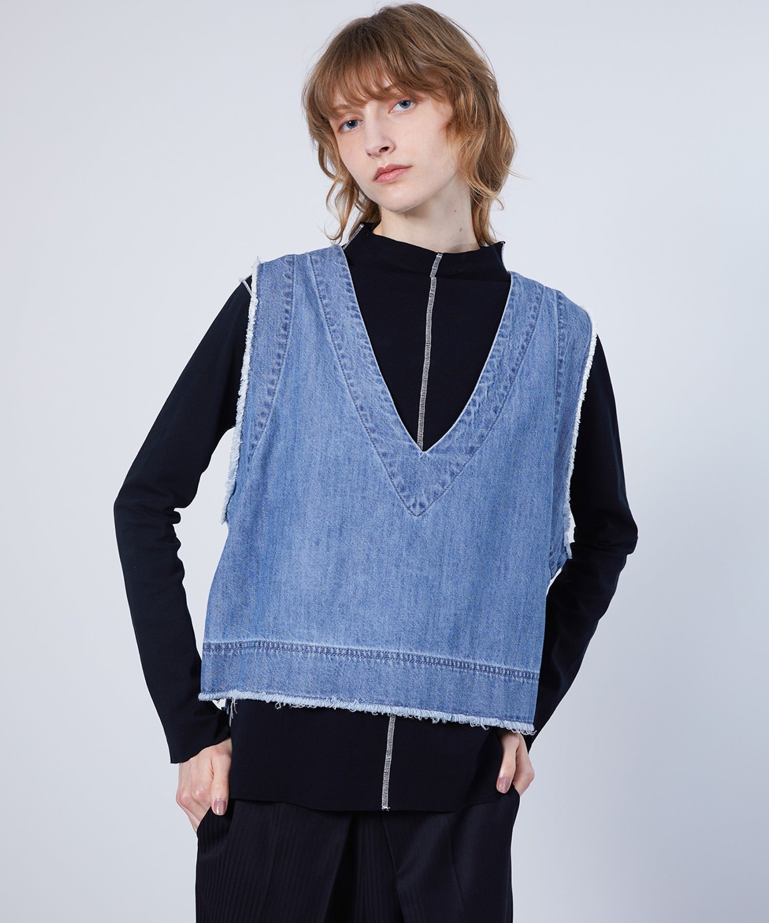 Cut-Off Fringe Nuance Denim Vest