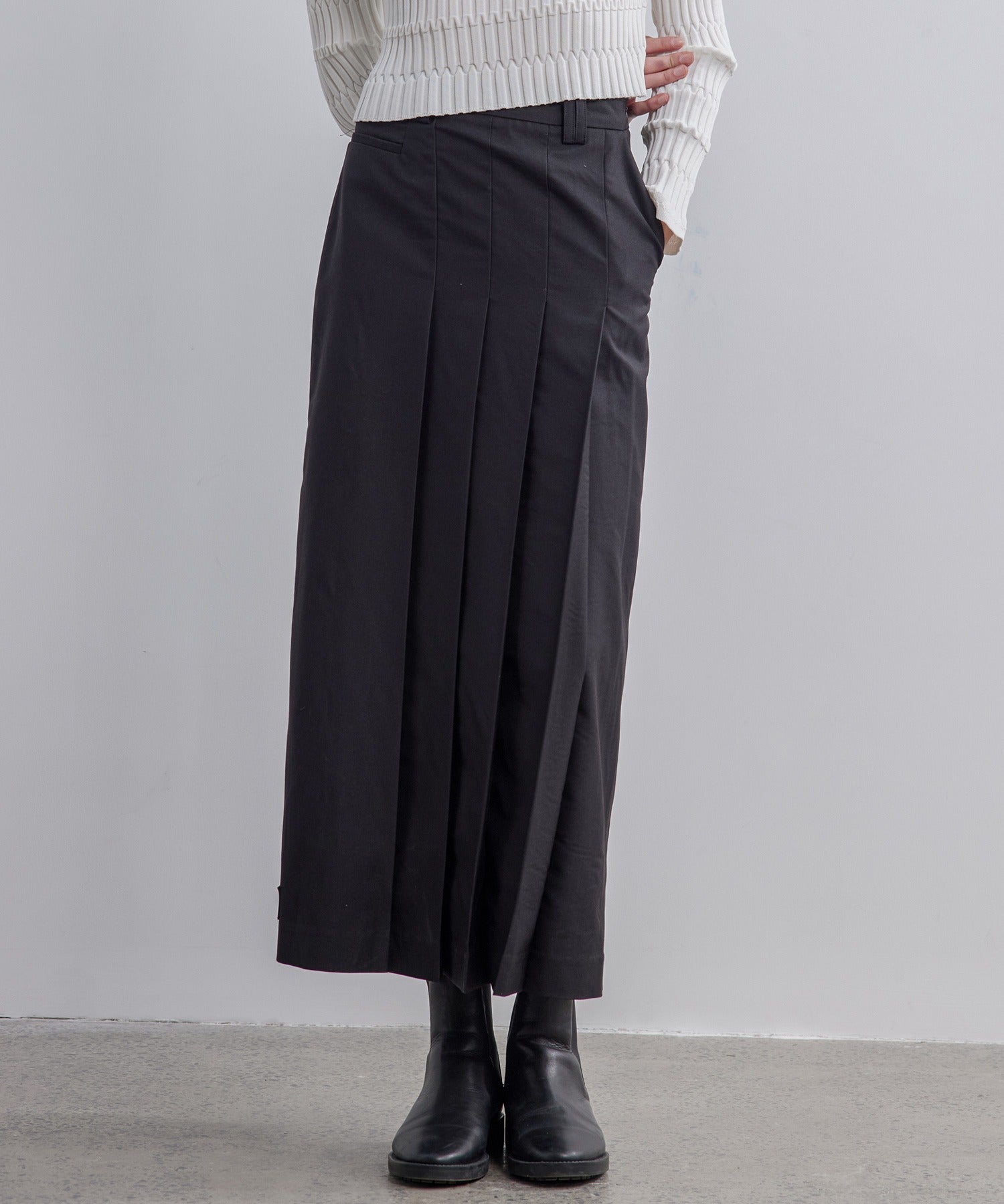 Front Tuck Flared Skirt