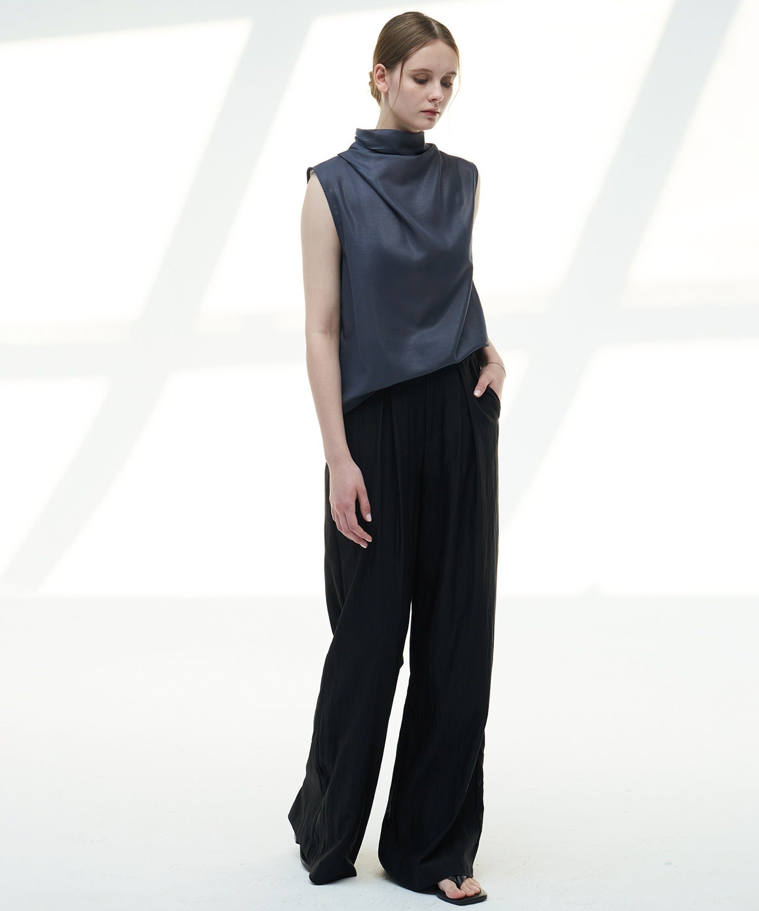 Darted Wide-Leg Pants