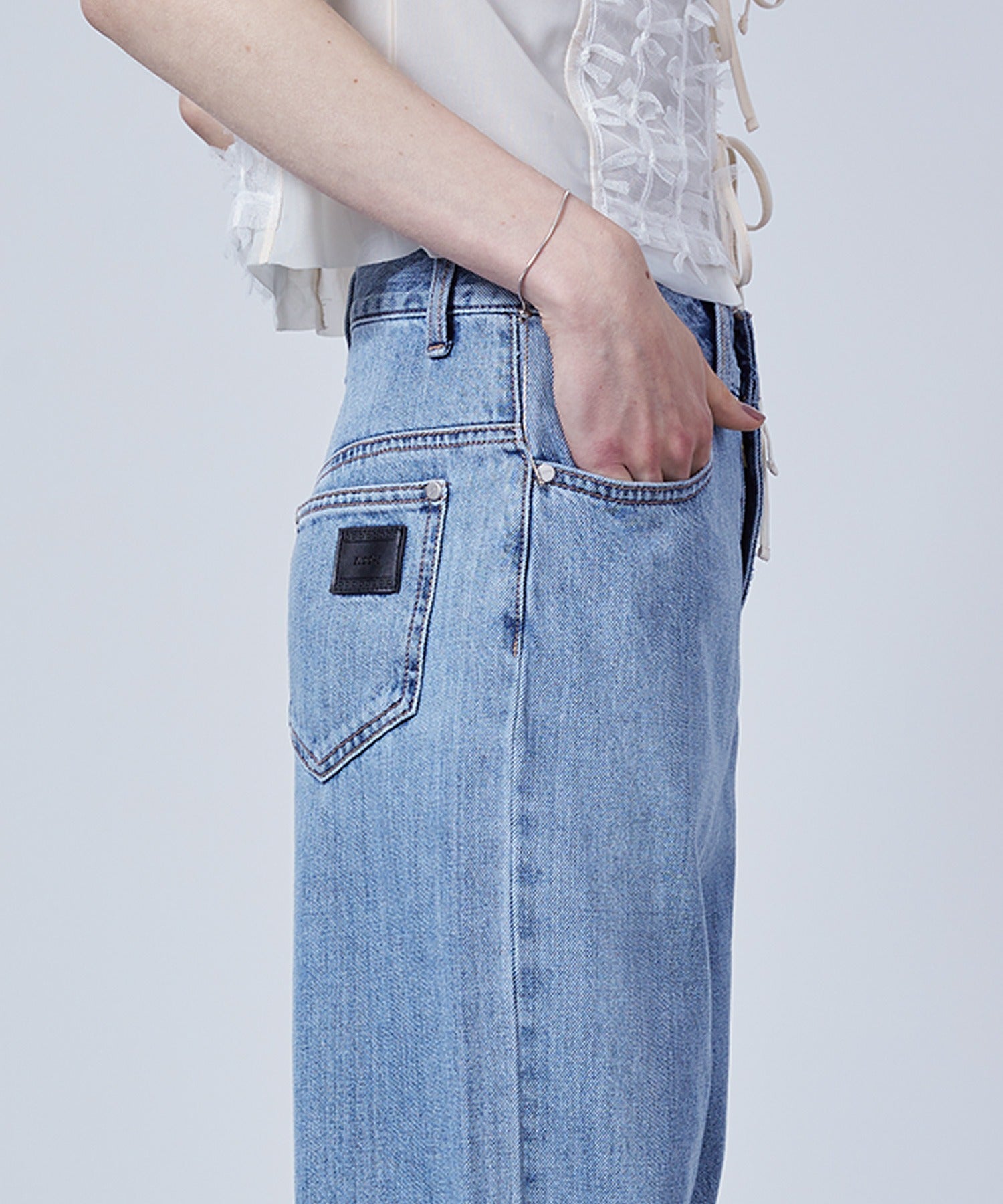 Wide Straight Contrast Hem Denim