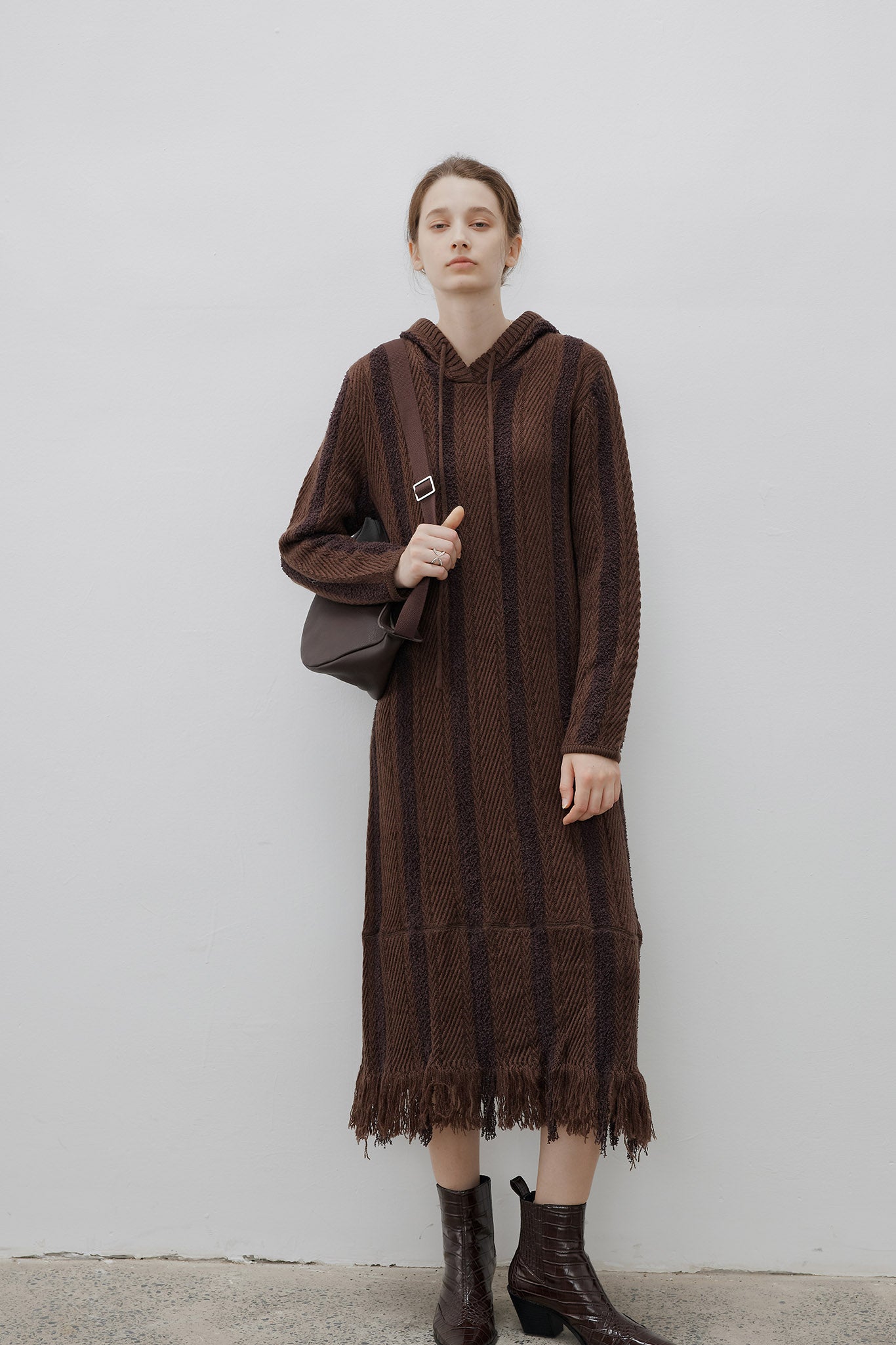 [tageechita] Hooded fringe knit dress