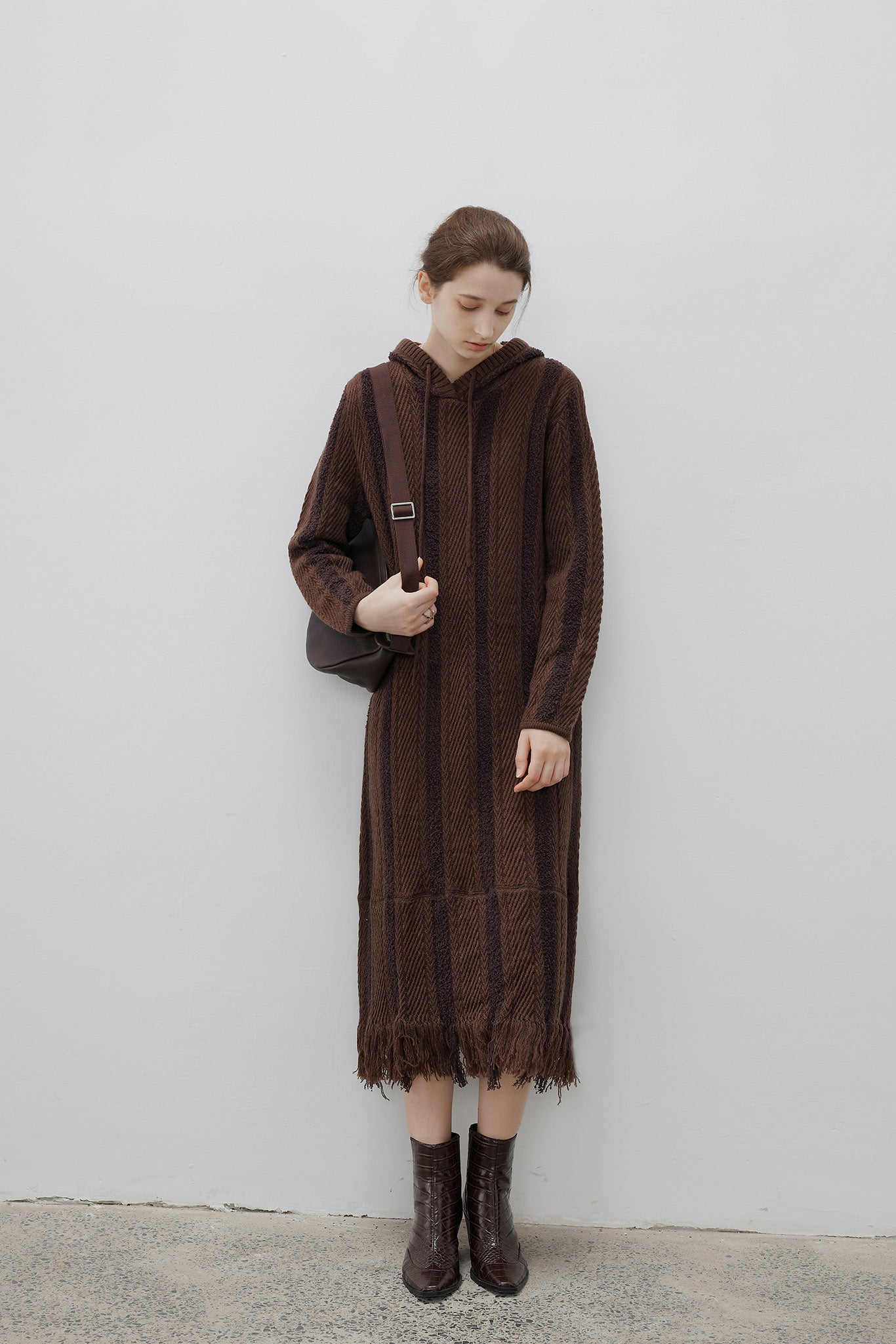 [tageechita] Hooded fringe knit dress