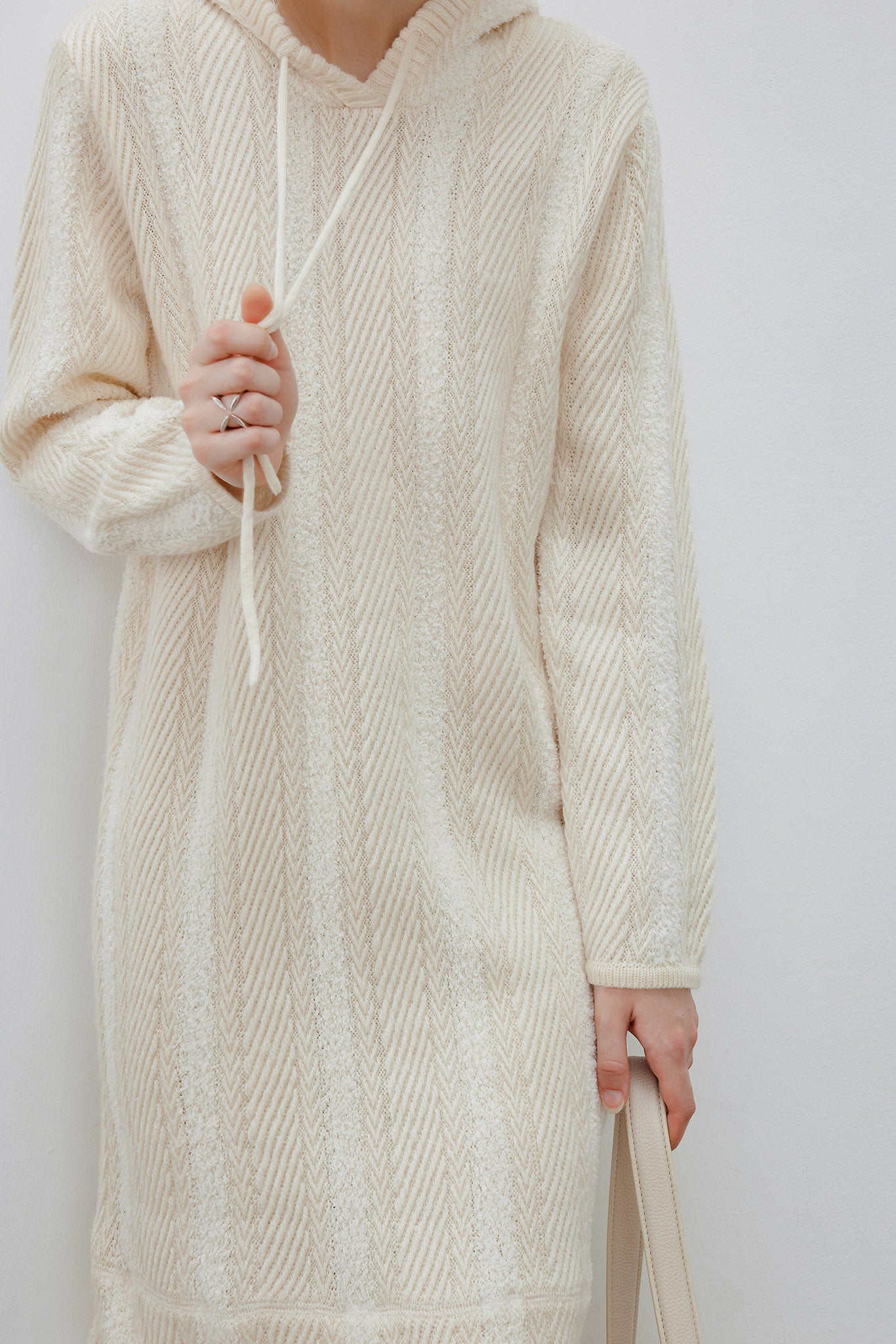 [tageechita] Hooded fringe knit dress