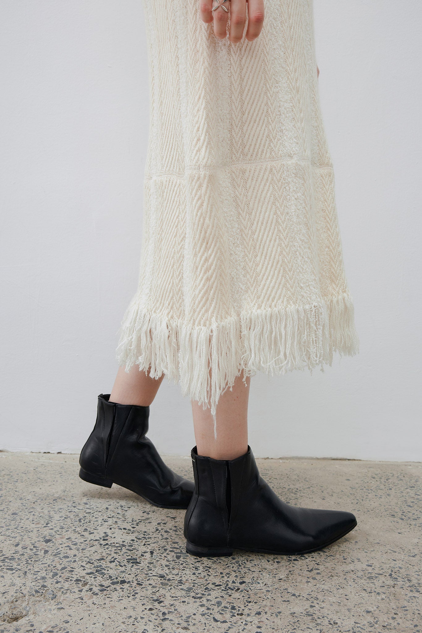 [tageechita] Hooded fringe knit dress