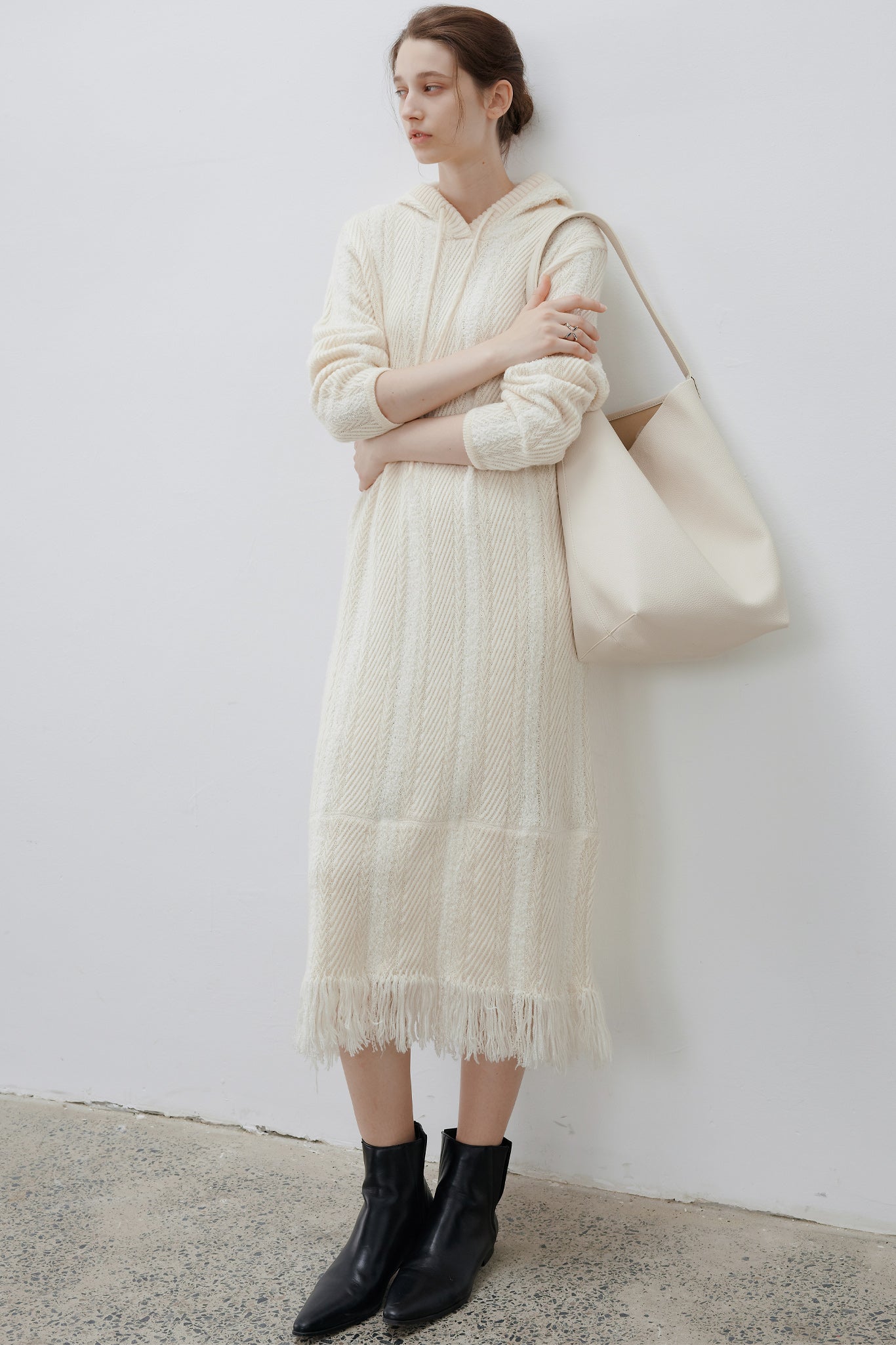 [tageechita] Hooded fringe knit dress