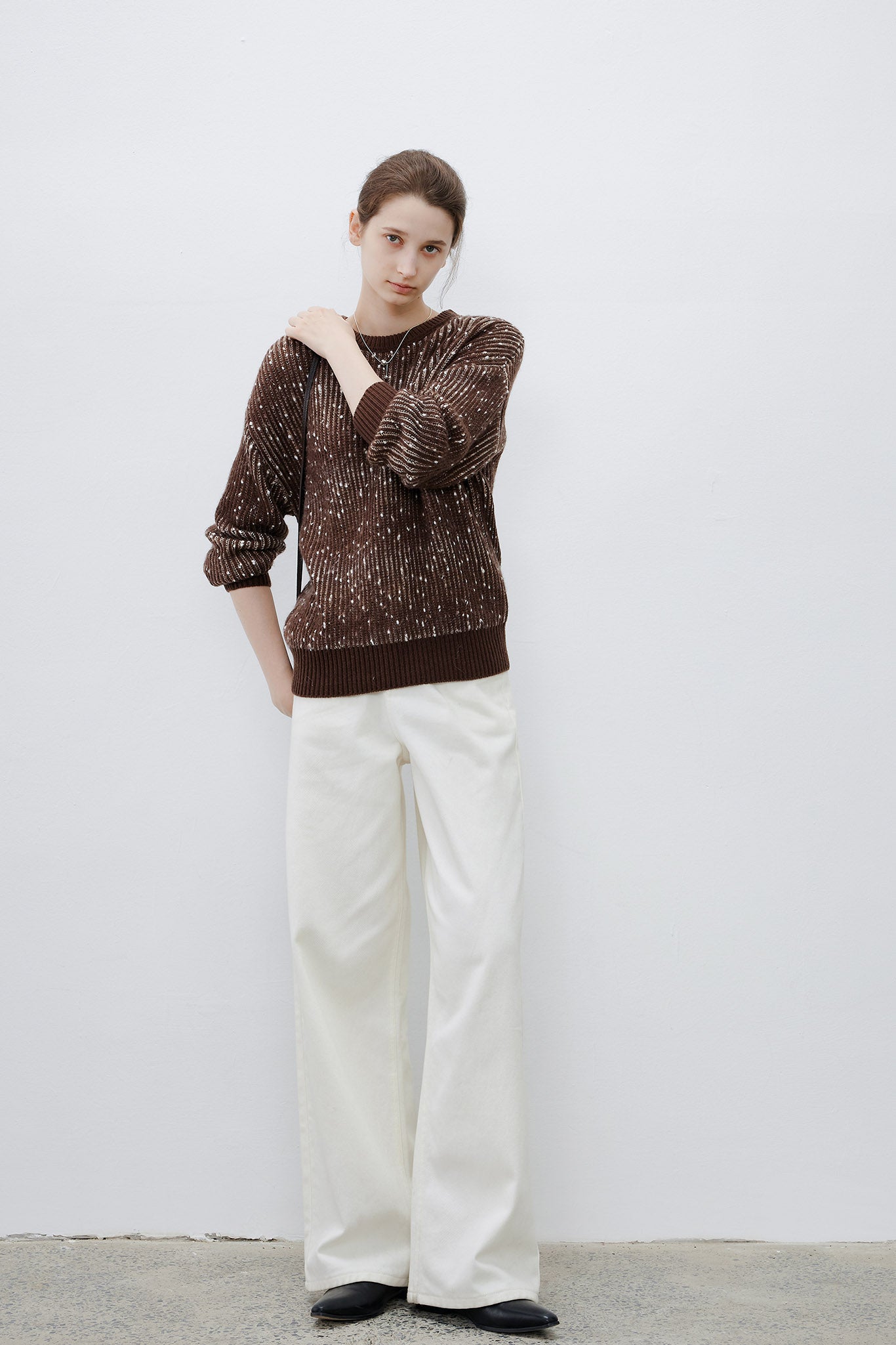 [tageechita] Random dot jacquard crew neck knit