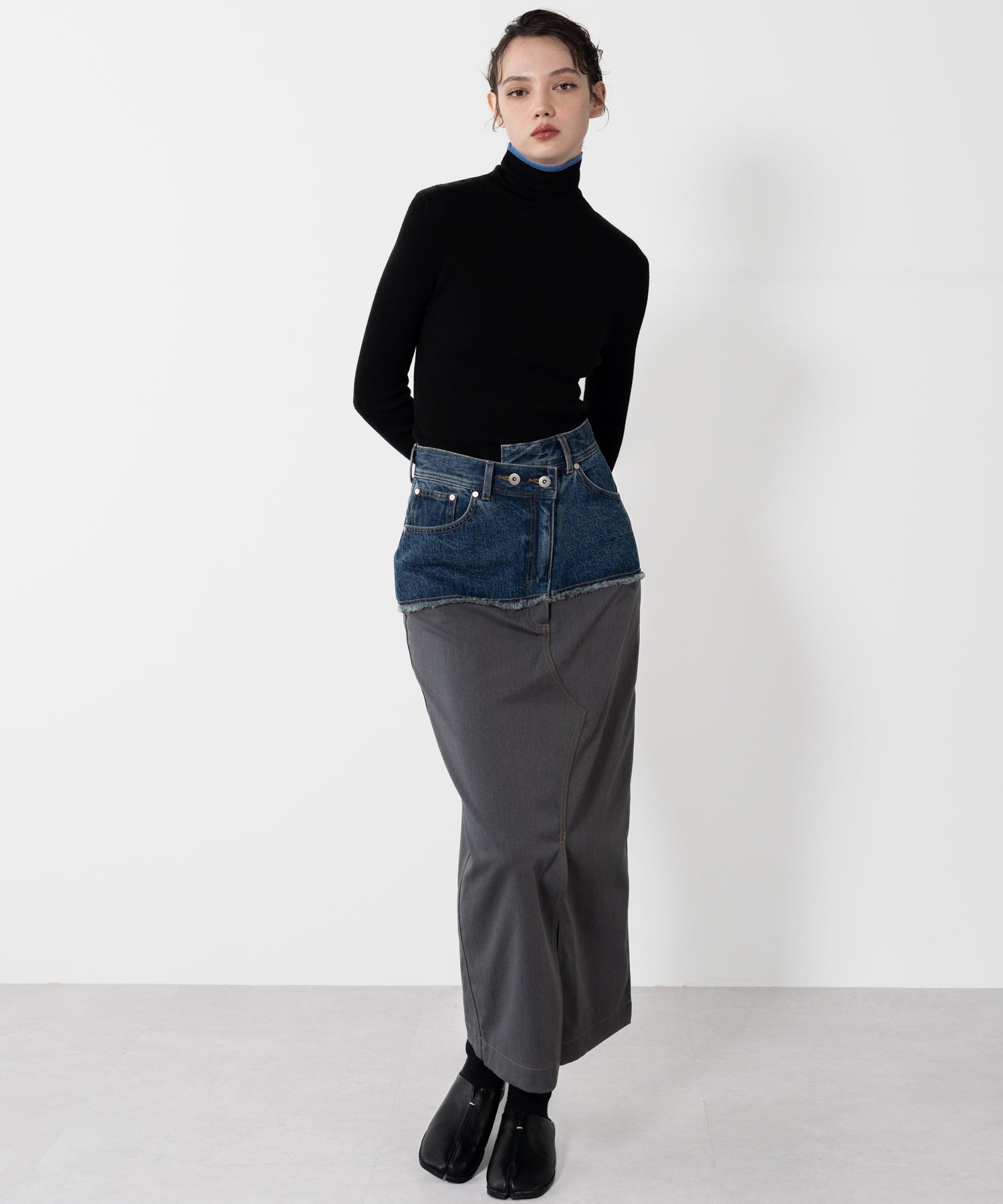 Denim Docking Fitted Skirt