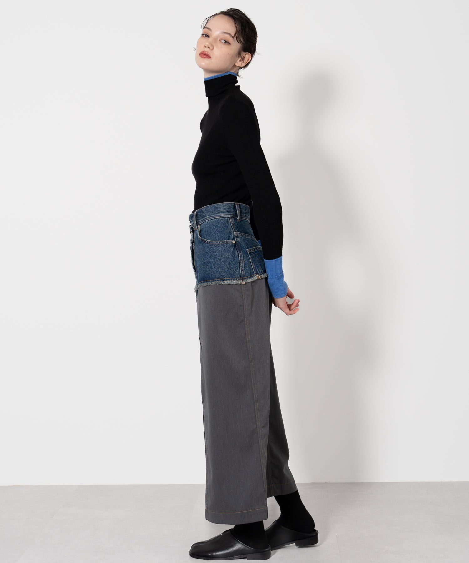 Denim Docking Fitted Skirt