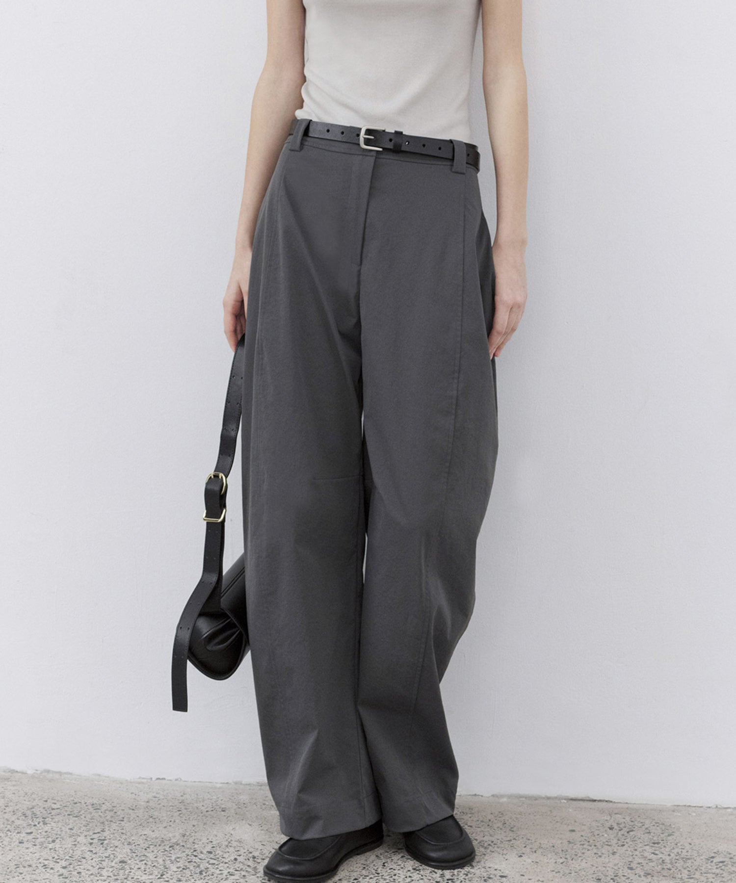 Essential Slight-Curve Casual Pants