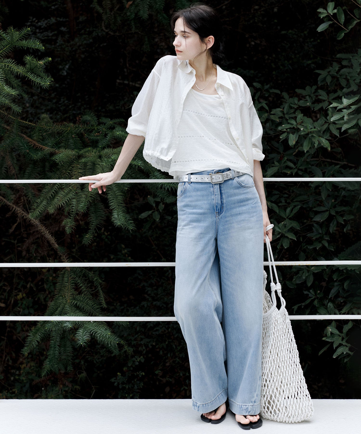 Light Wash Curved Wide-Leg Jeans with High Waist