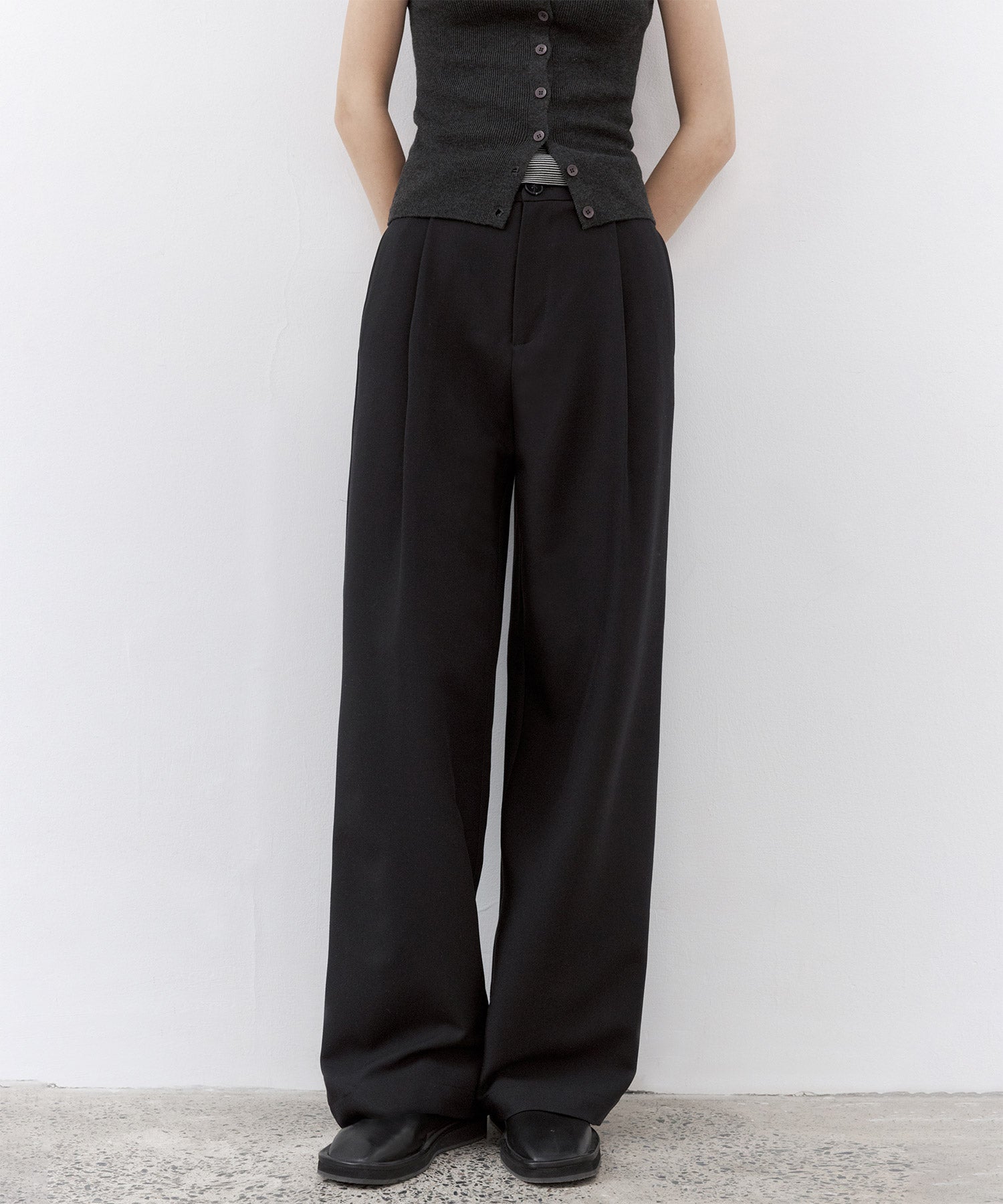 Basic Drape Tailored Straight Slacks