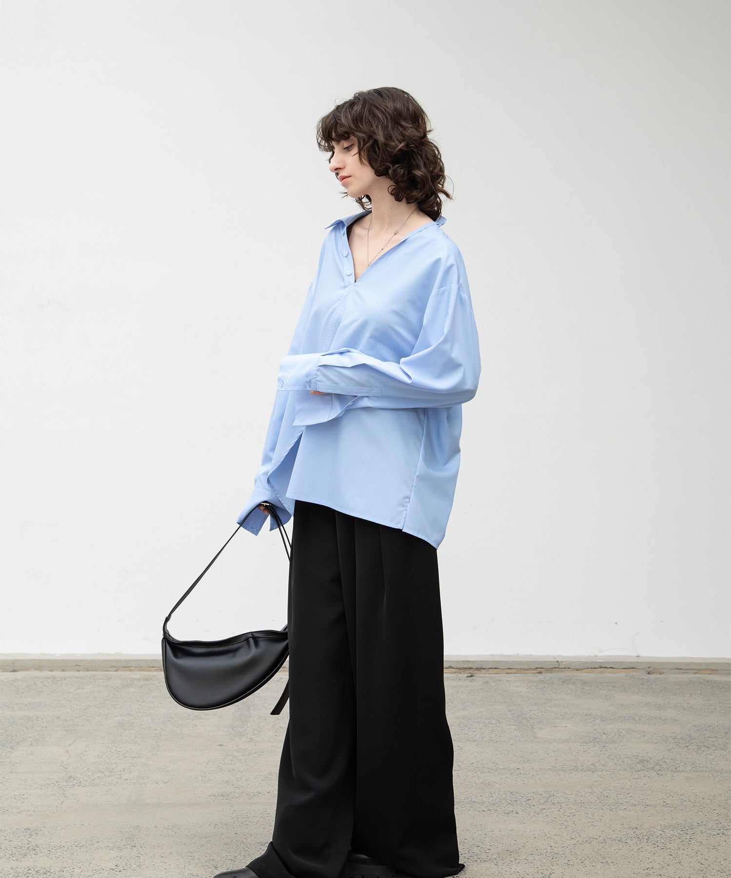 Asymmetric color pullover shirt 