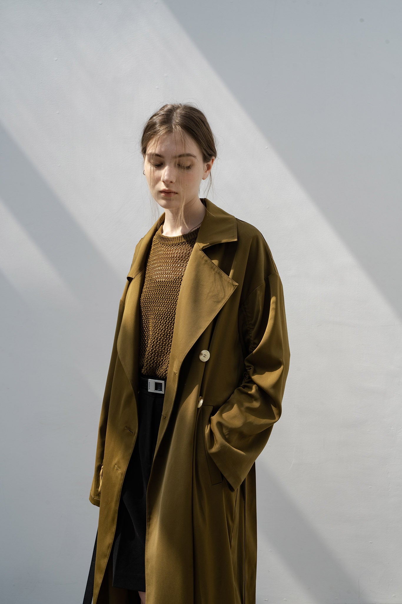 sleeve gathered narrow trench coat 