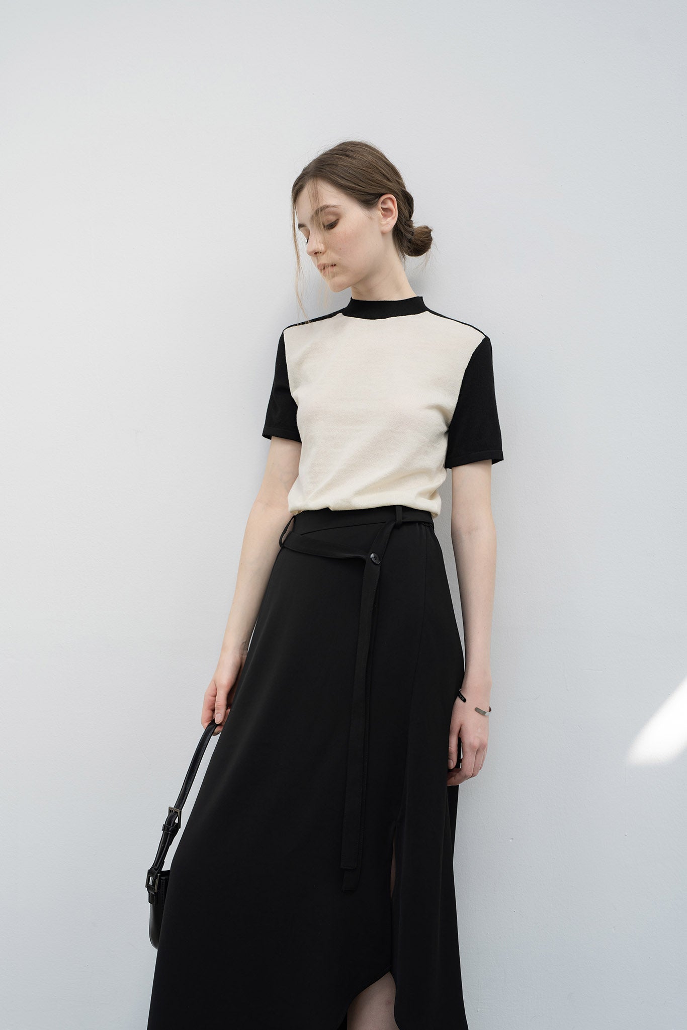 Asymmetric tight skirt with waist belt 