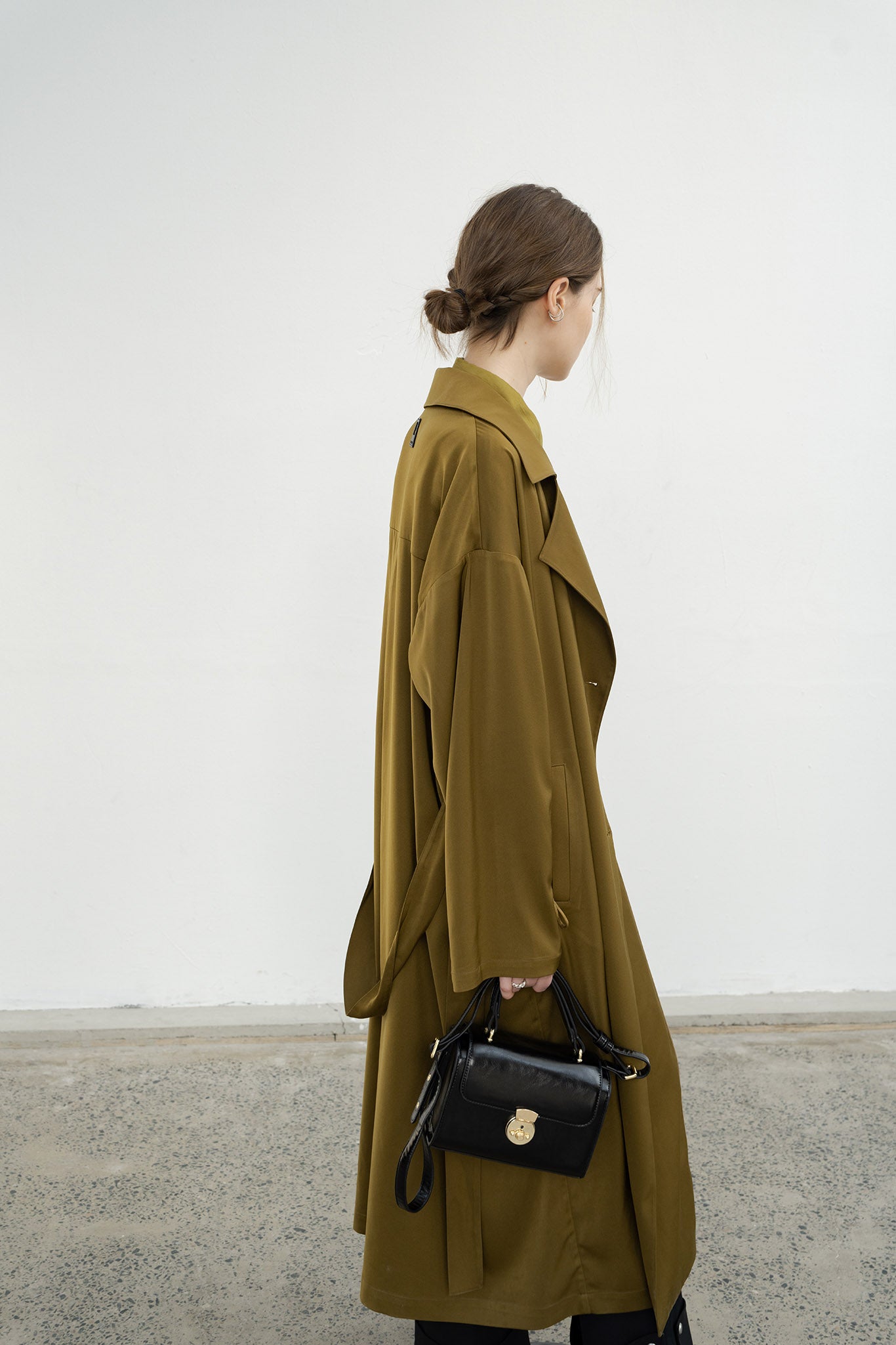 sleeve gathered narrow trench coat 