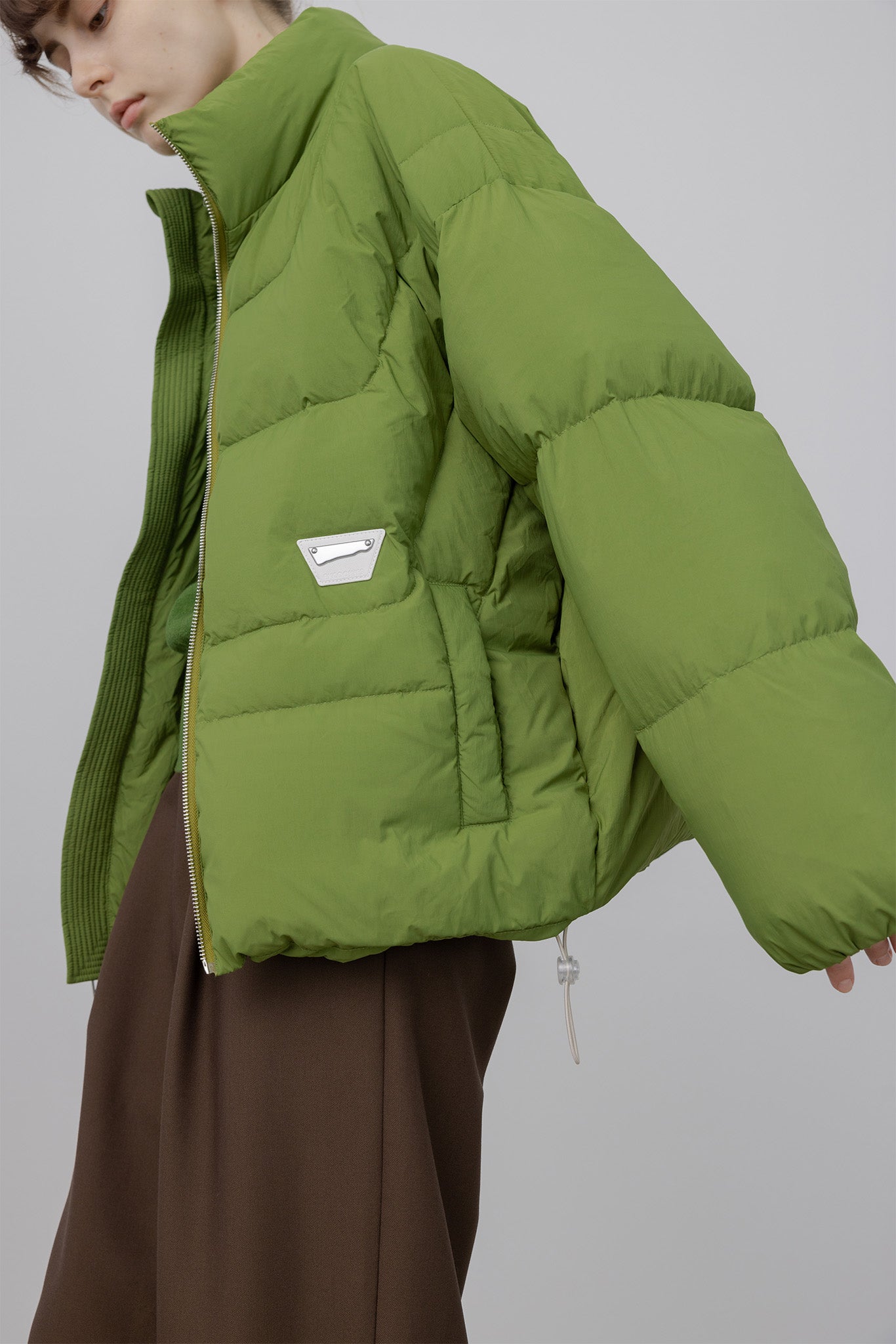 color volume down jacket 